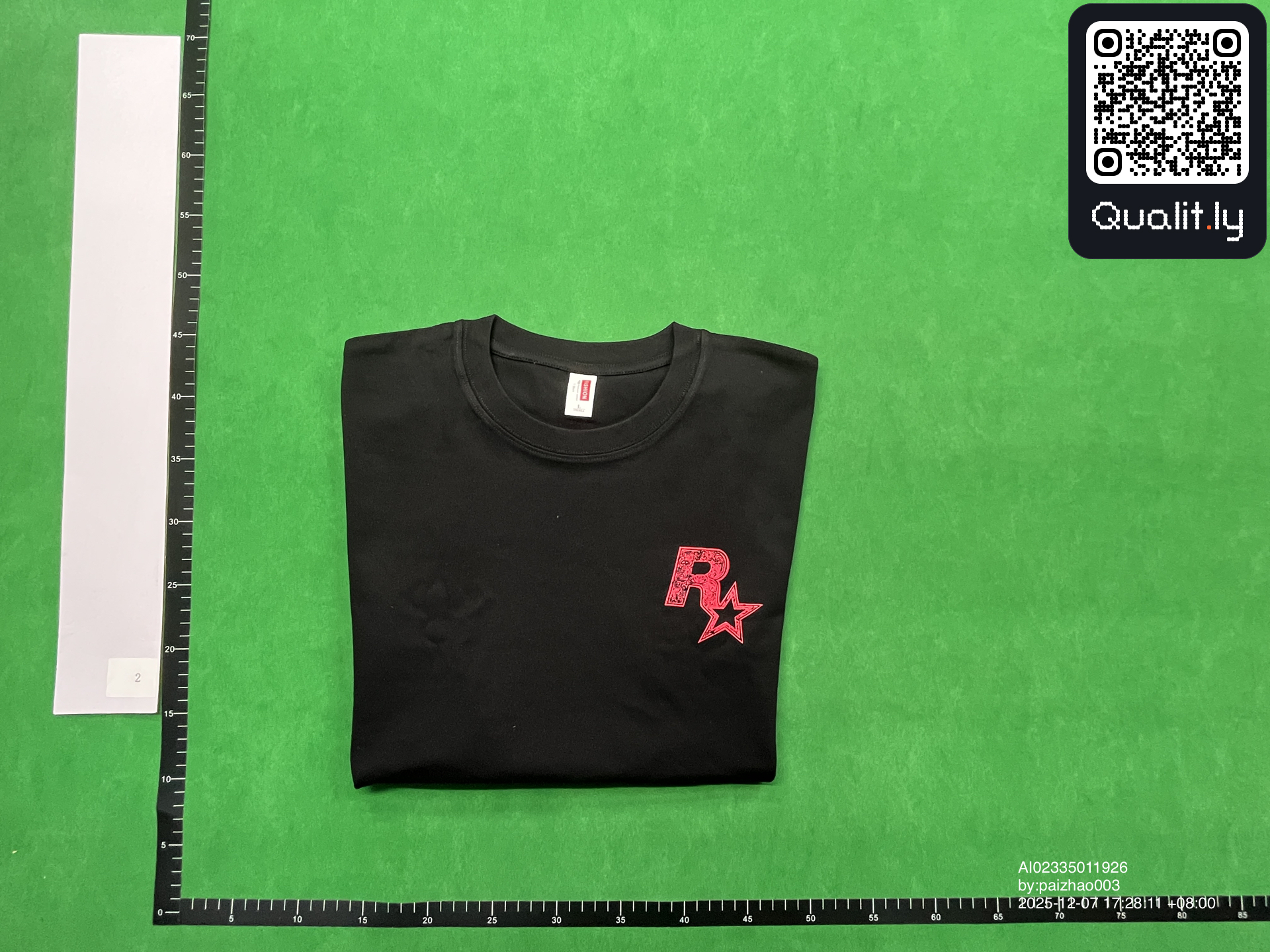 T-shirt — photo QC 1 sur 32