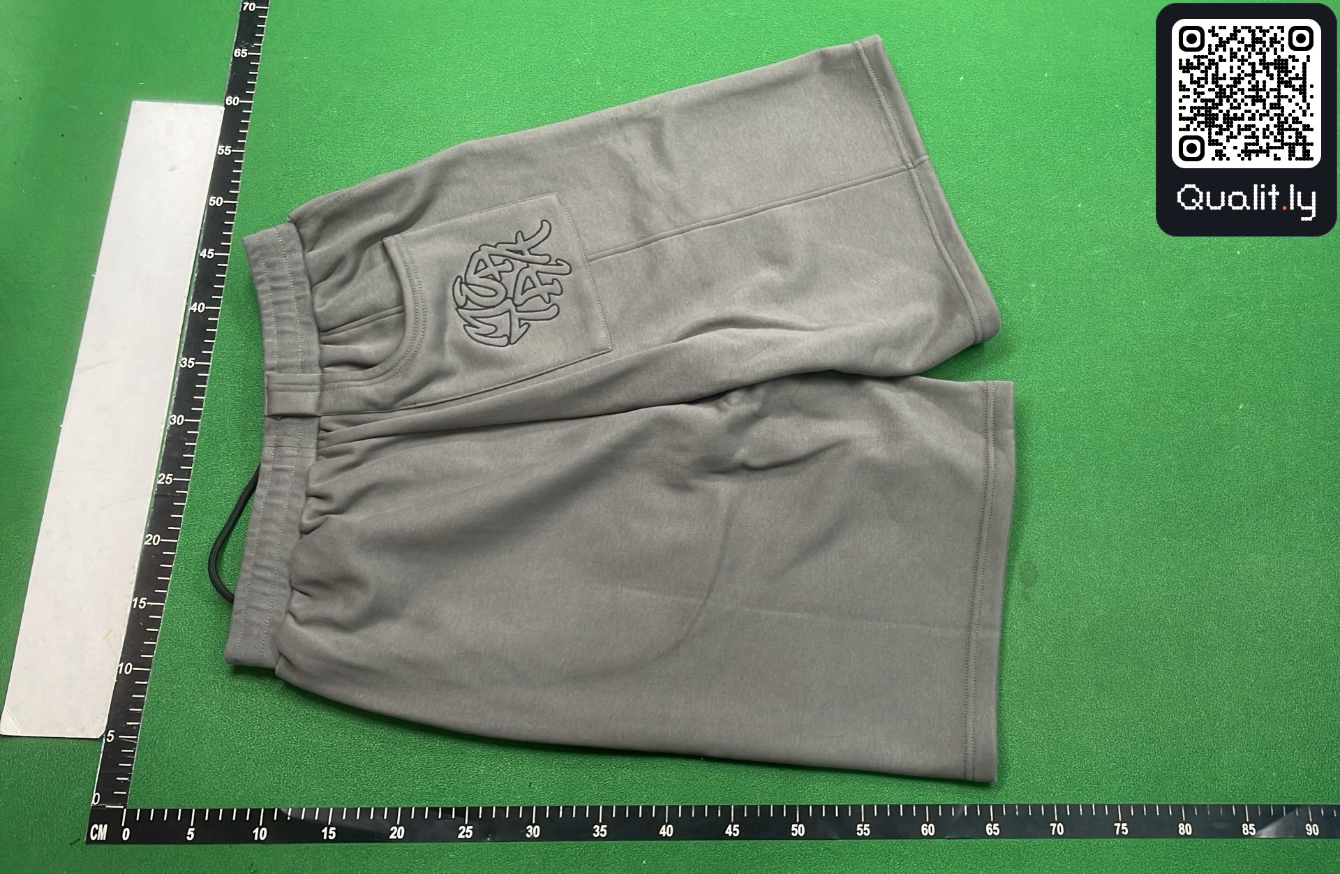 Foto QC 3 de 28