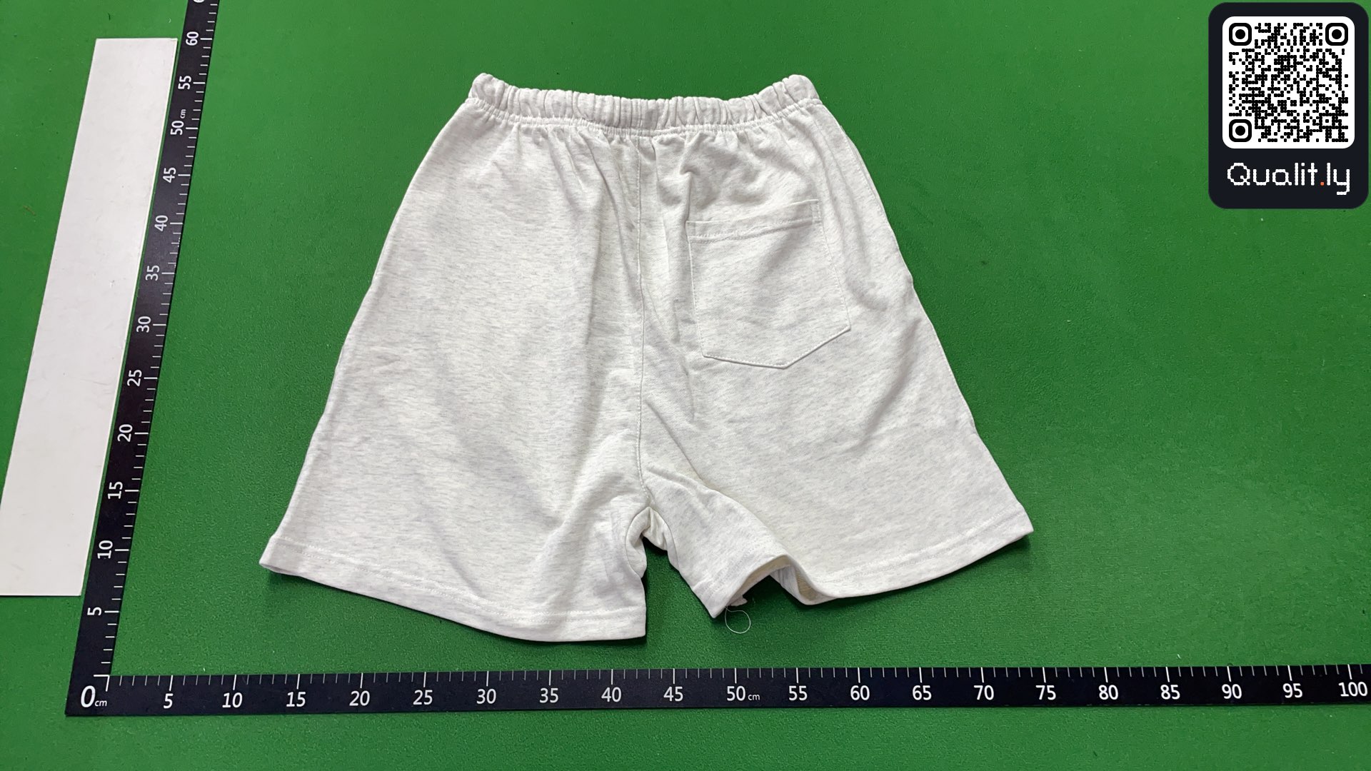 Pantalón corto — foto QC 3 de 46