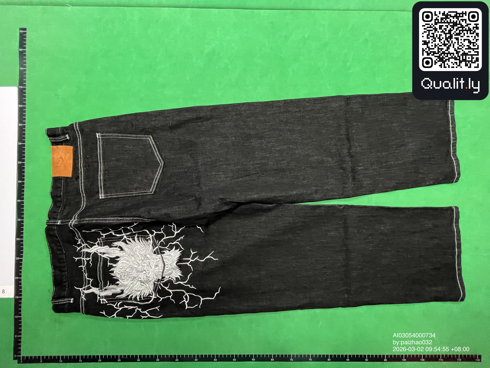 Jeans QC photo 2 of 10