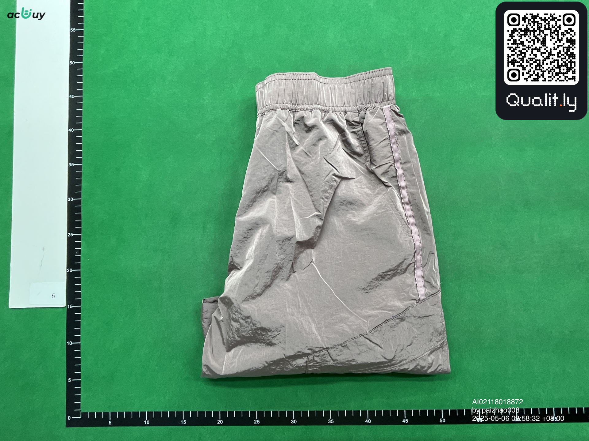 Pantalón corto — foto QC 1 de 27