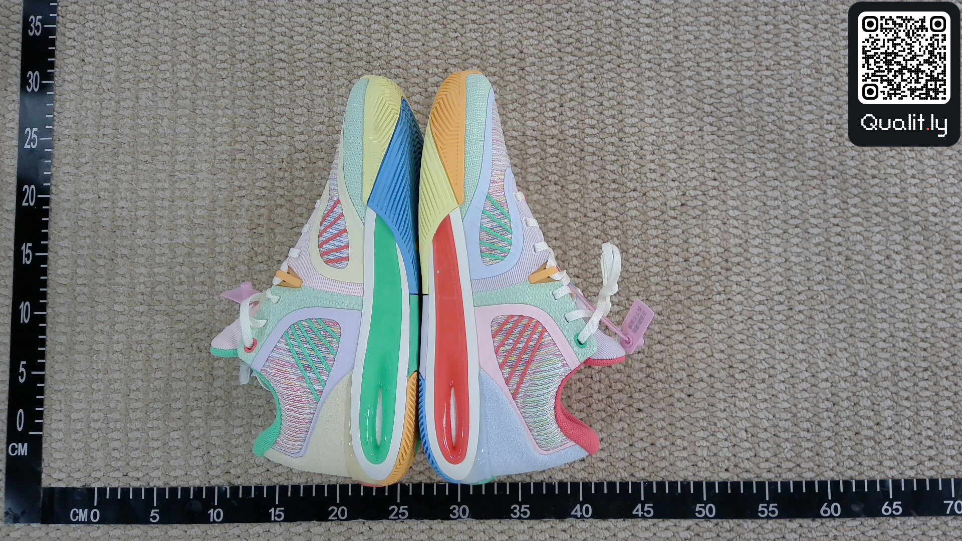 Sneakers — QC-foto 3 av 14