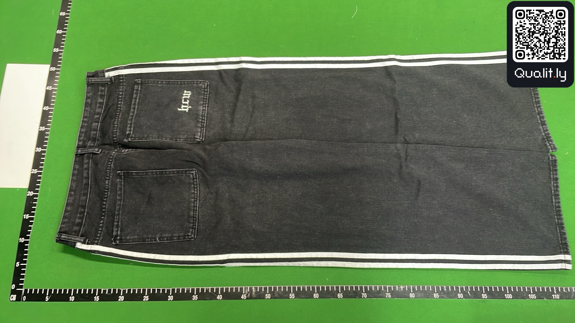 Pantalon — photo QC 3 sur 12