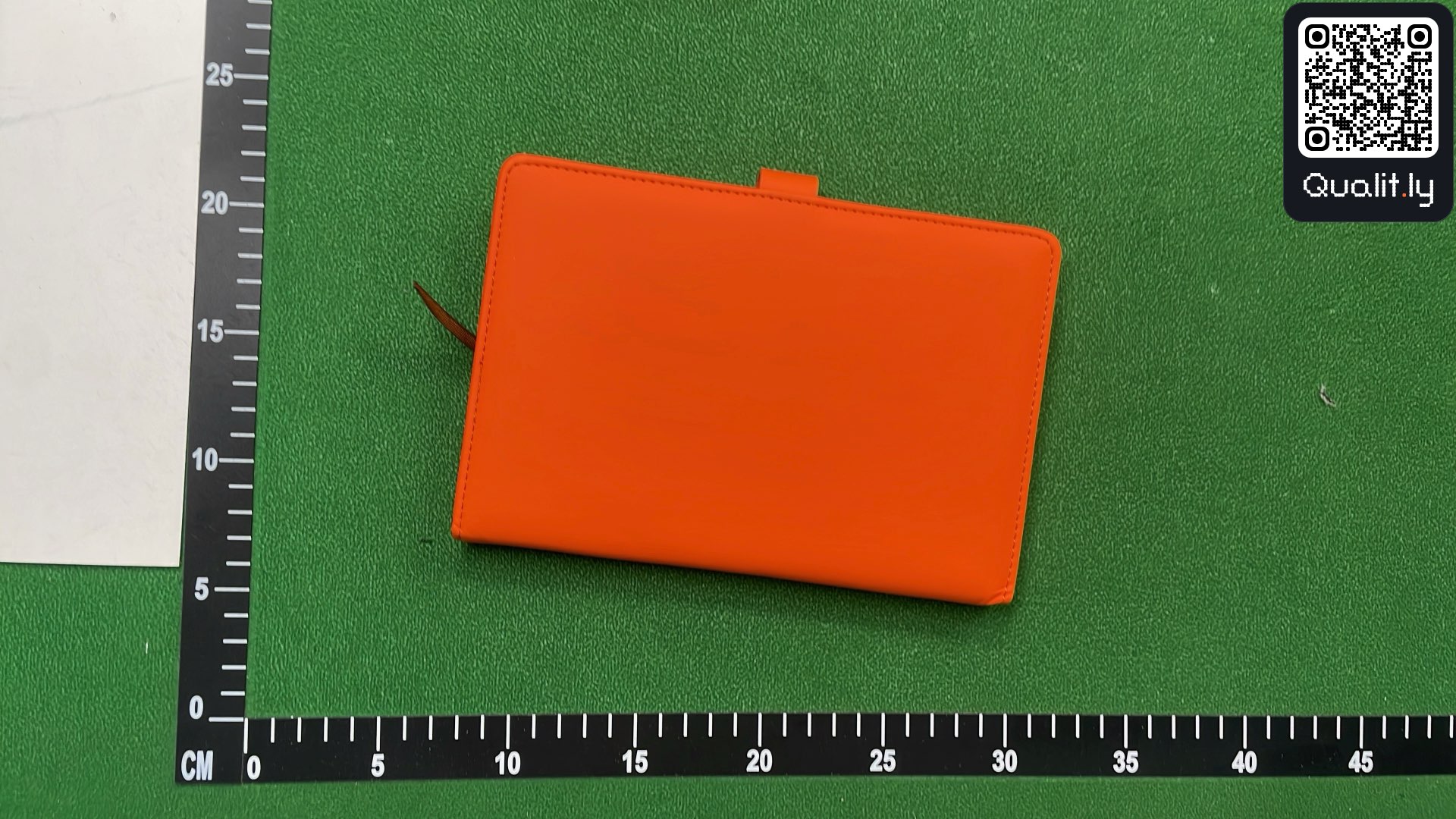 Foto QC 2 di 9