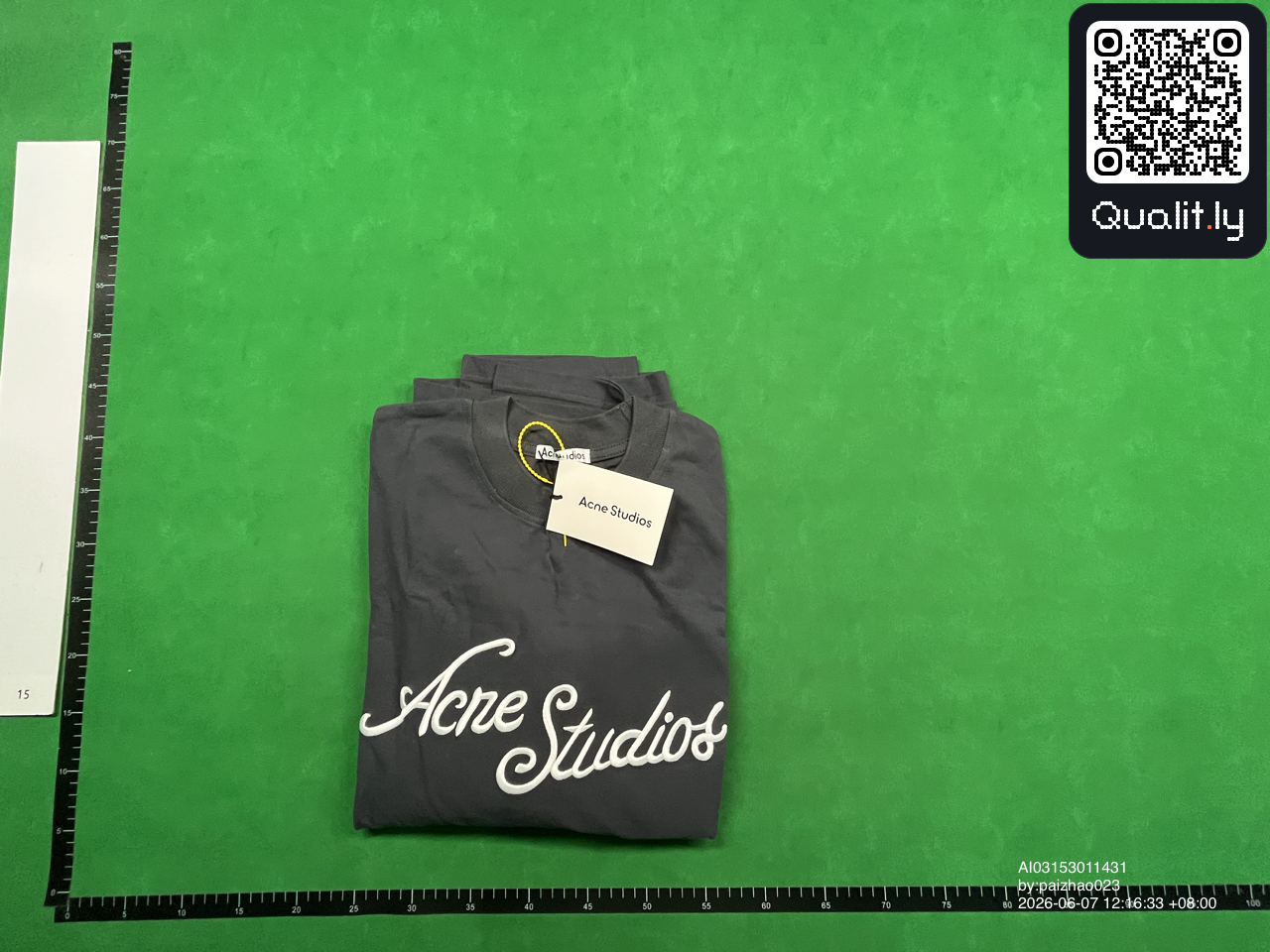 Camiseta — foto QC 1 de 10