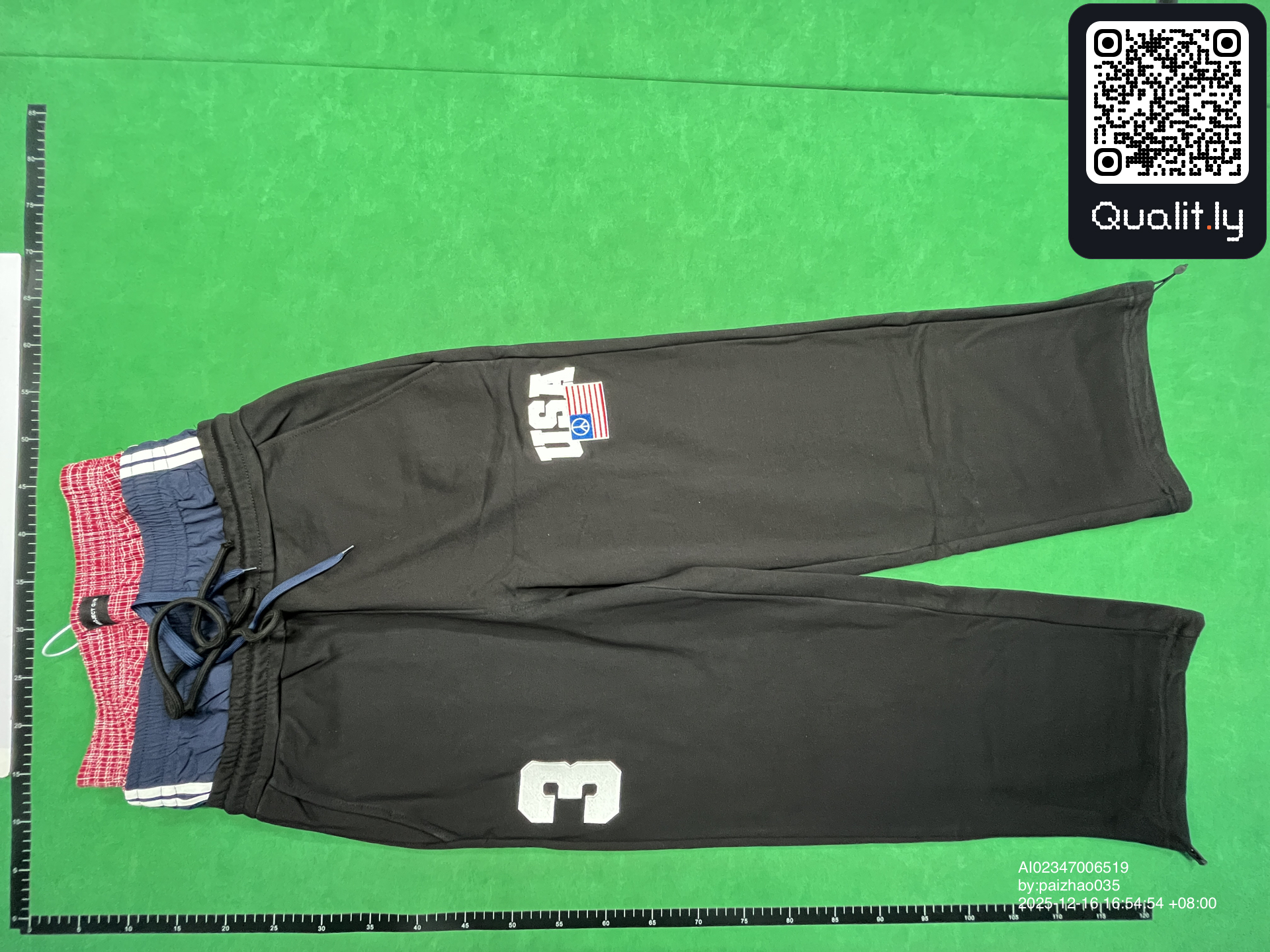 Pantalon — photo QC 3 sur 4