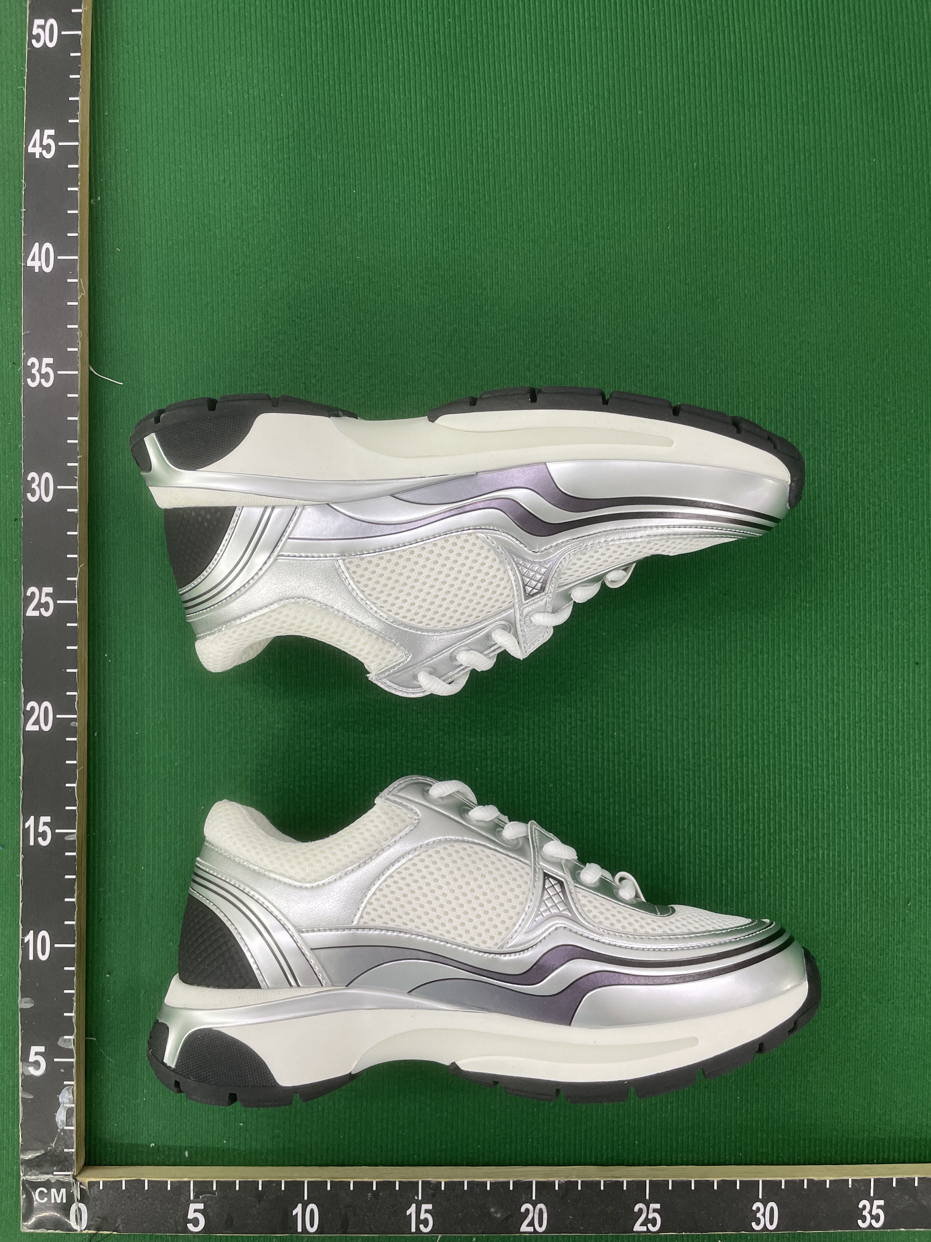 Sneakersy — zdjęcie QC 2 z 53