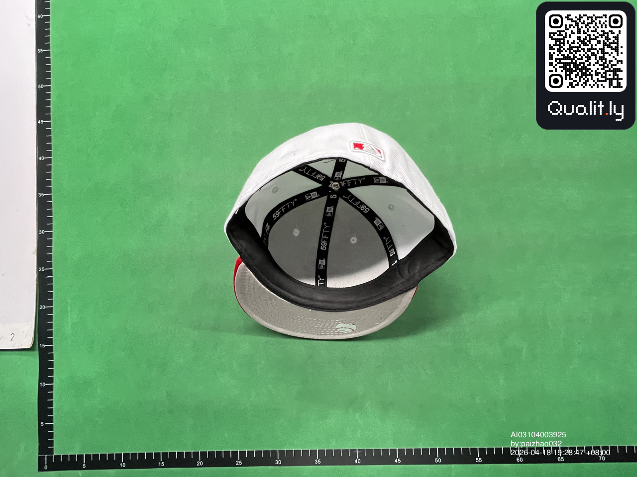 Czapka z daszkiem — zdjęcie QC 2 z 59