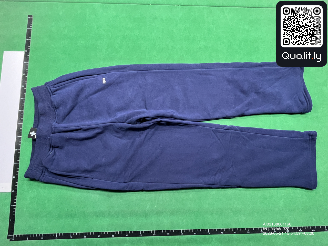 Hoodie QC photo 3 of 72