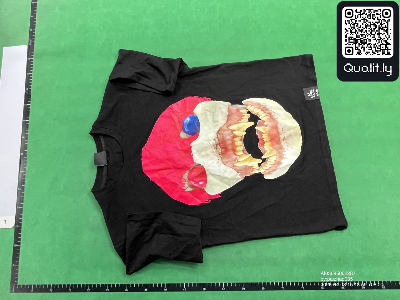 T-shirt — foto QC 3 di 21