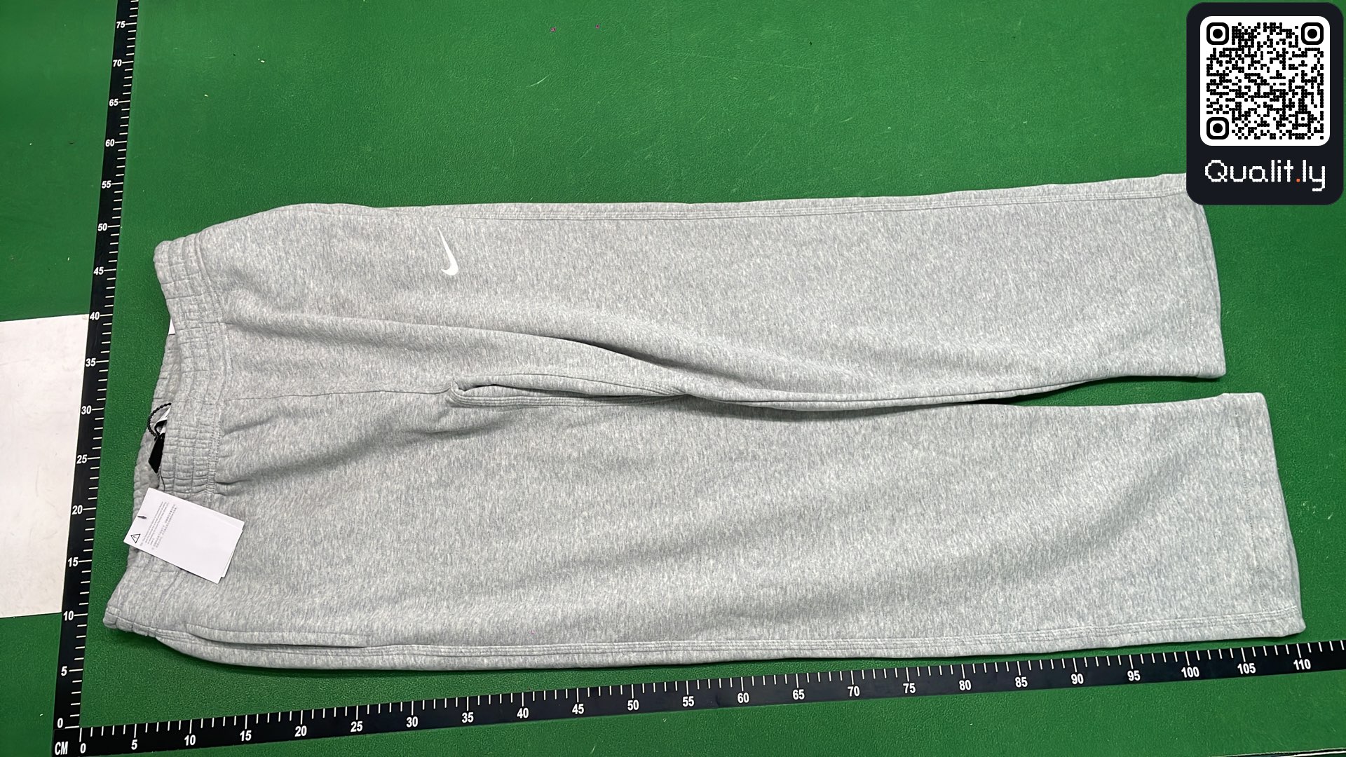 Pantalon — photo QC 2 sur 8