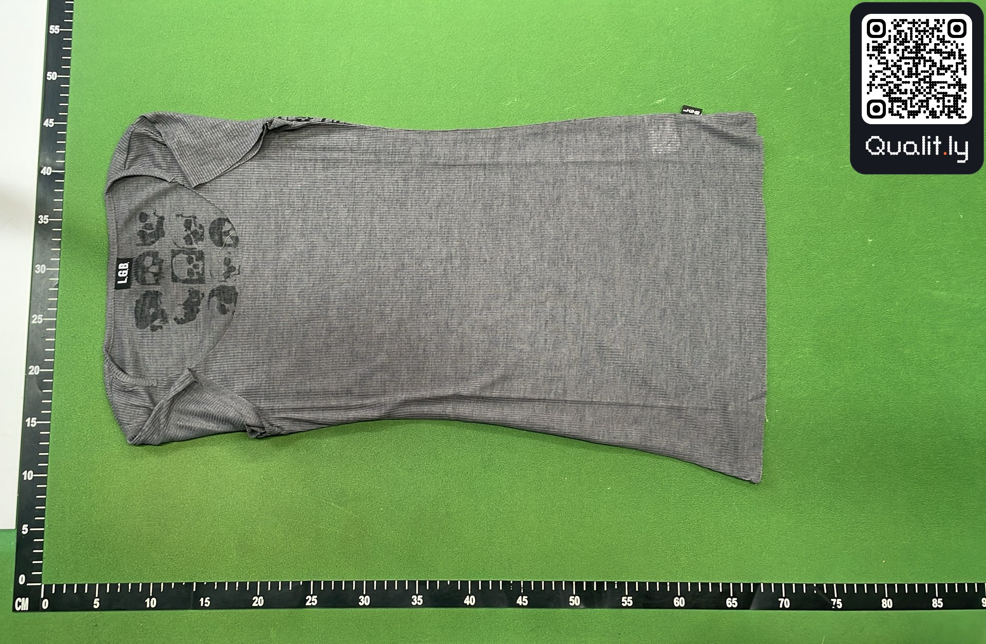 T恤 QC 照片 2 / 4