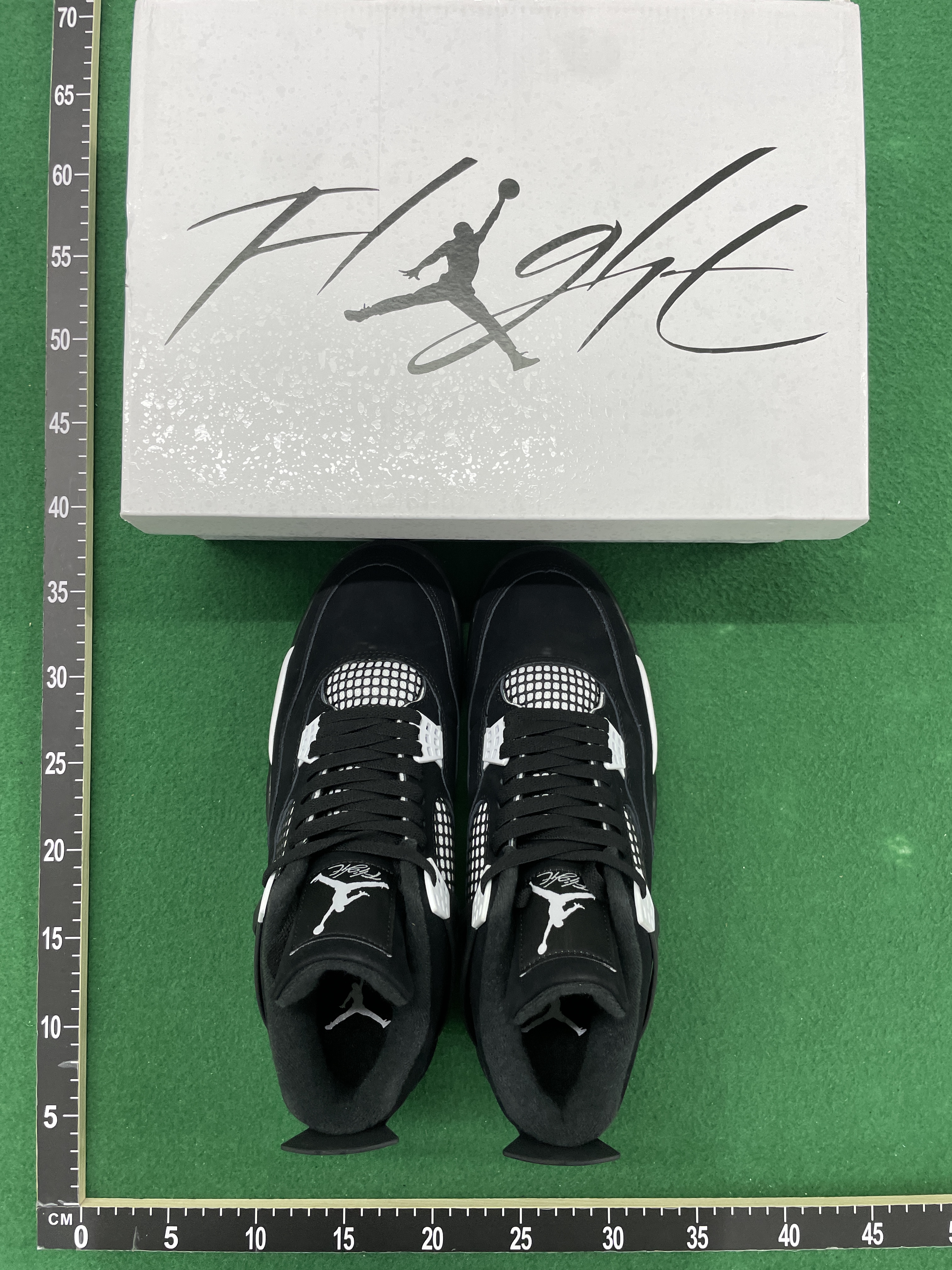 Sneakers — foto QC 2 di 164