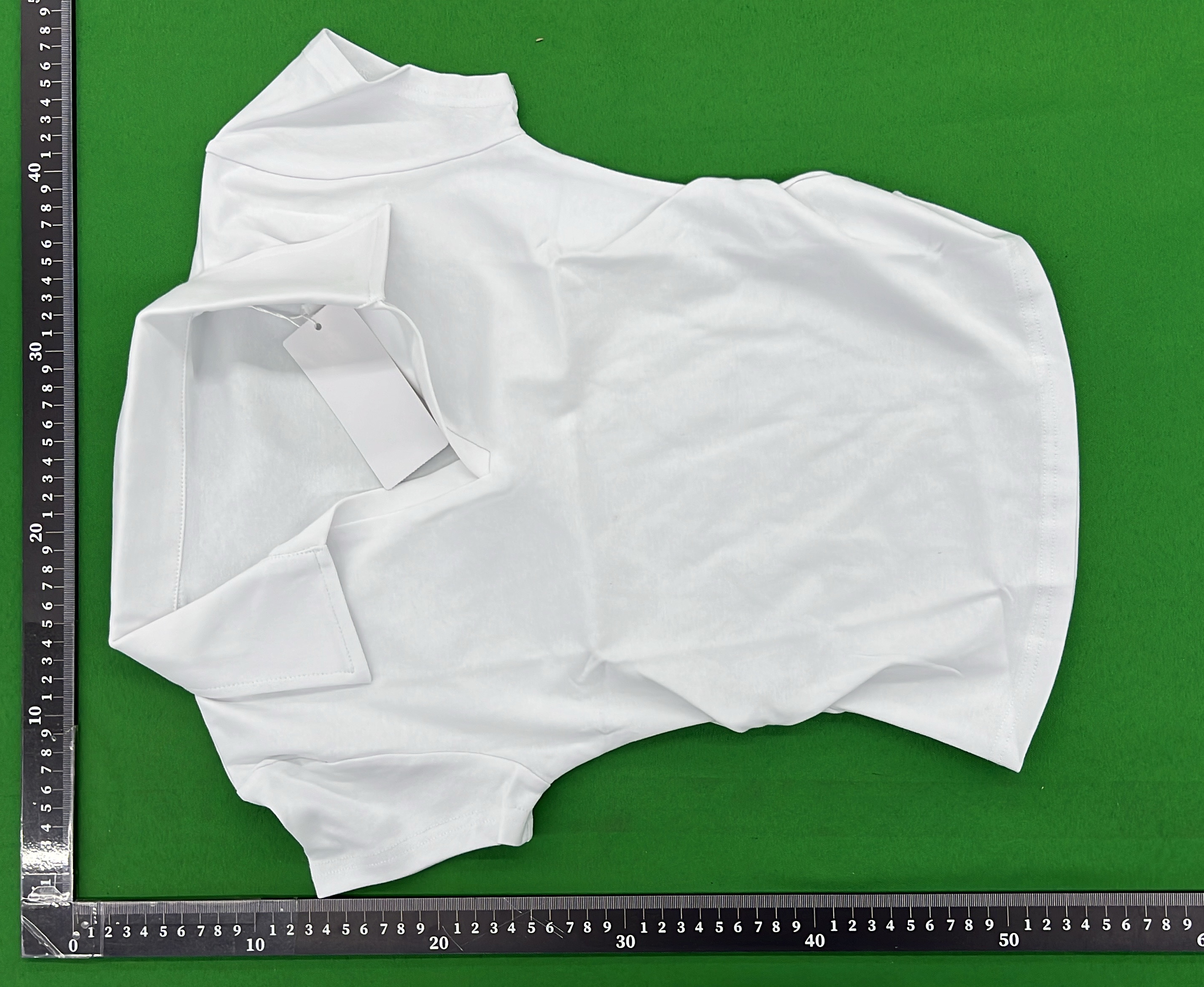 Camiseta — foto QC 3 de 8