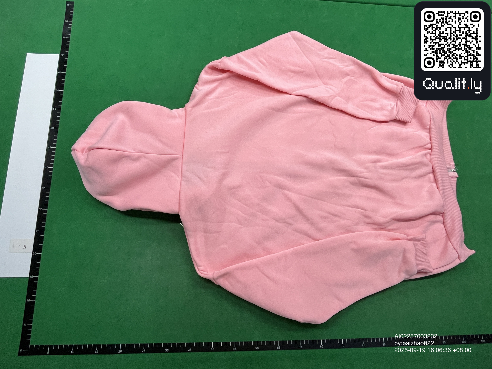 Hoodie QC photo 2 of 4