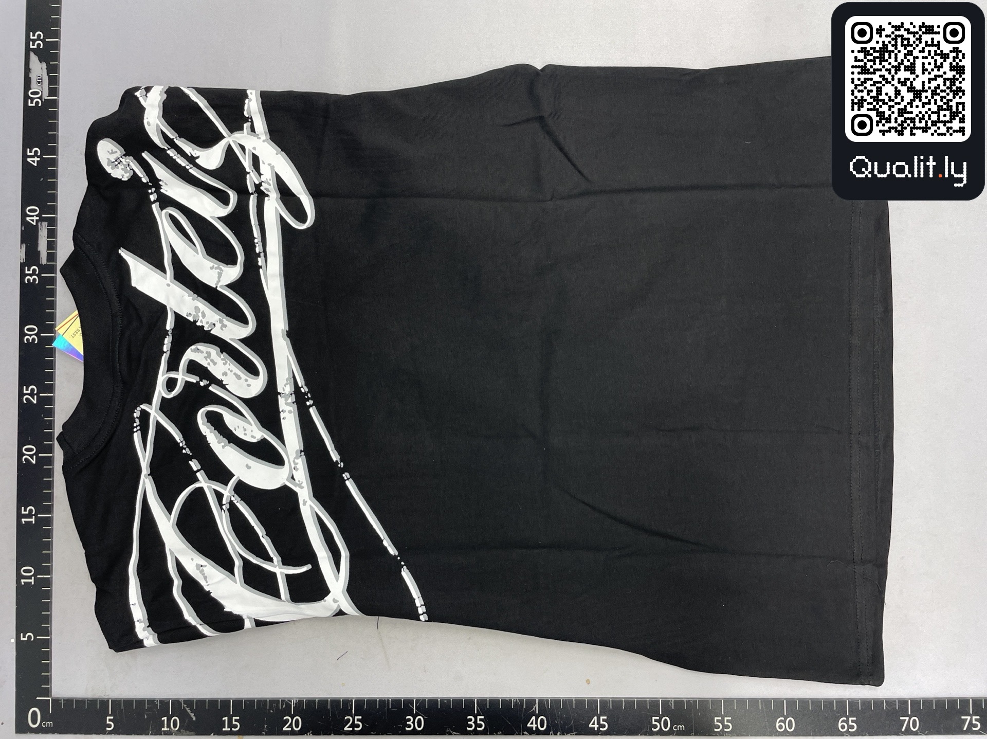 T-shirt QC photo 2 of 125