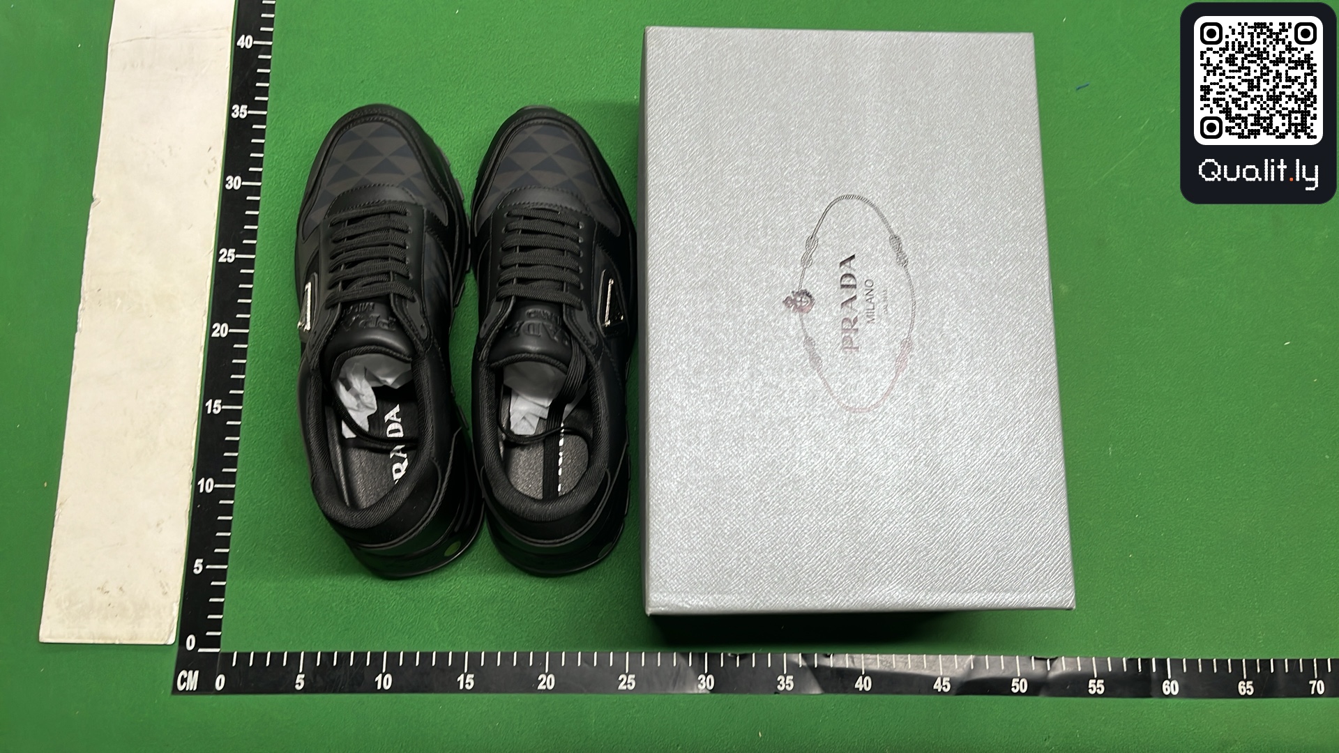 Sneakers — QC-foto 1 av 18