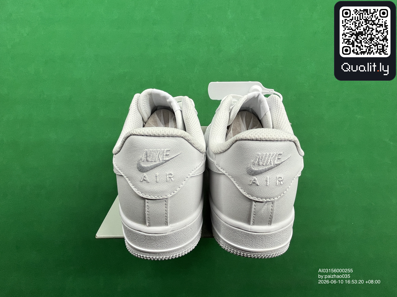 Sneaker — QC-Foto 3 von 118