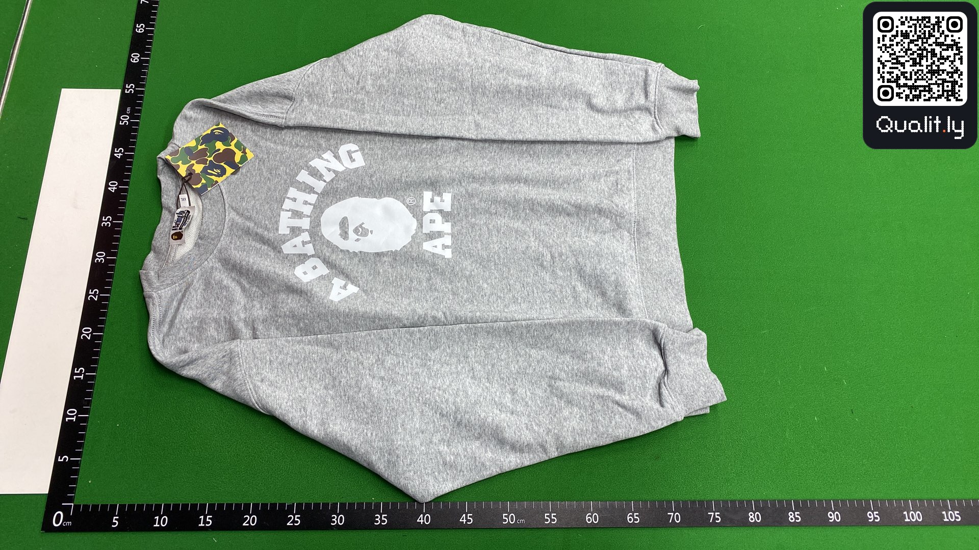 Sweat — photo QC 2 sur 12