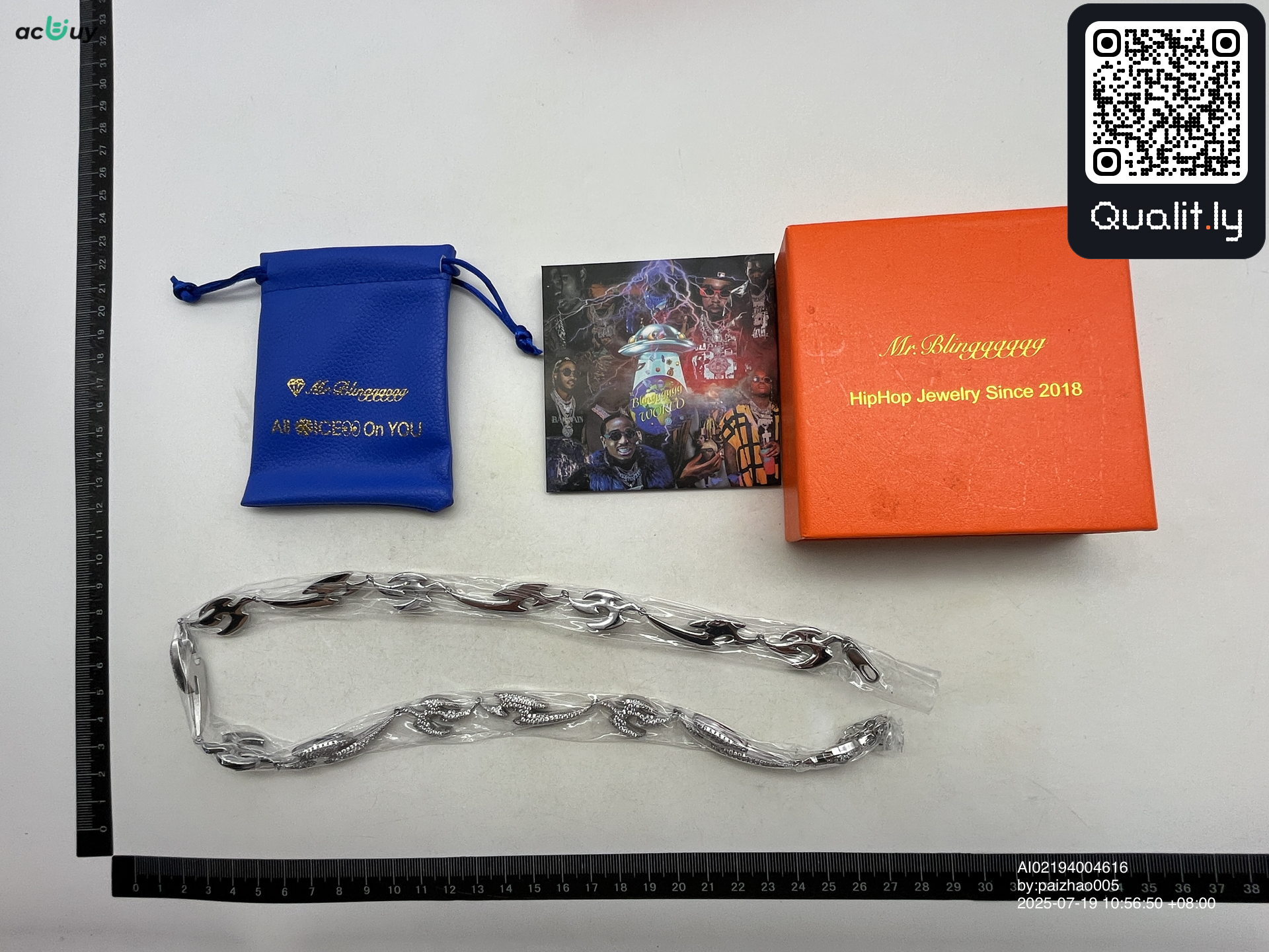 QC photo 1 of 29