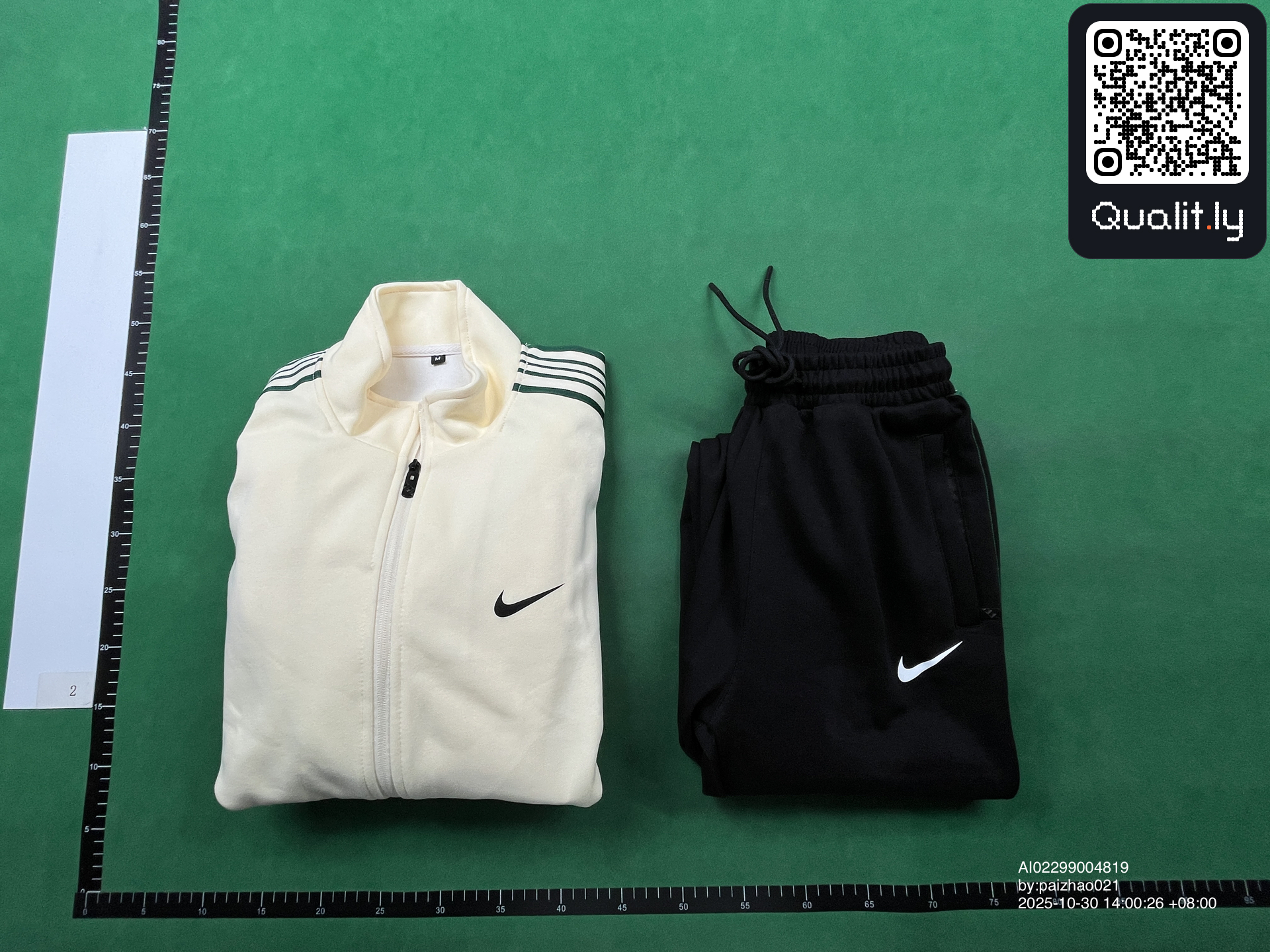Sweatshirt QC photo 1 of 64