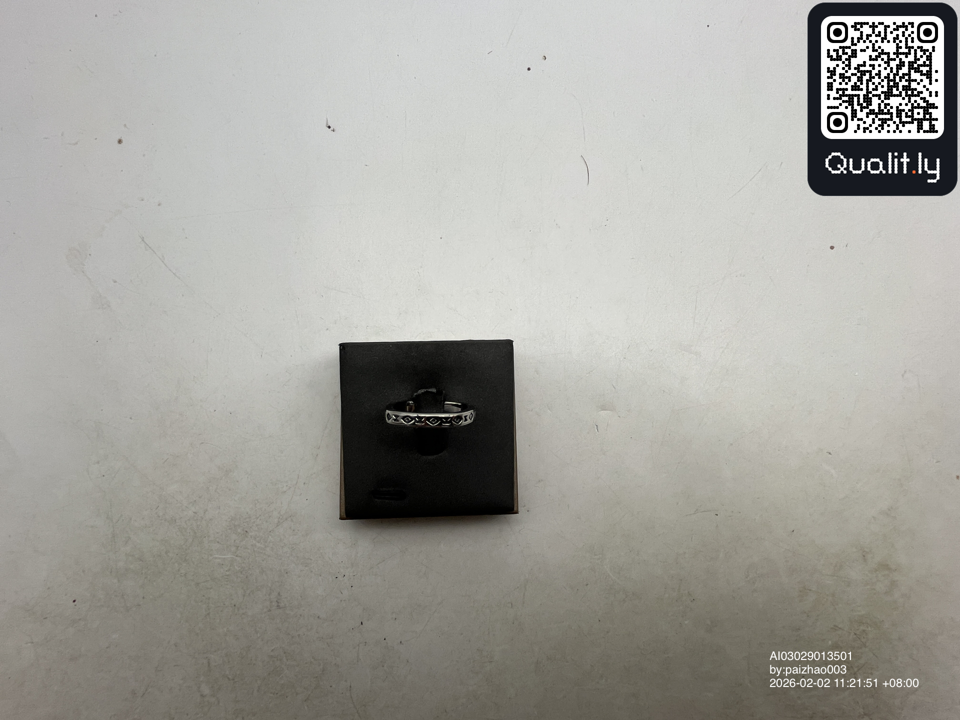 Smycke — QC-foto 2 av 6