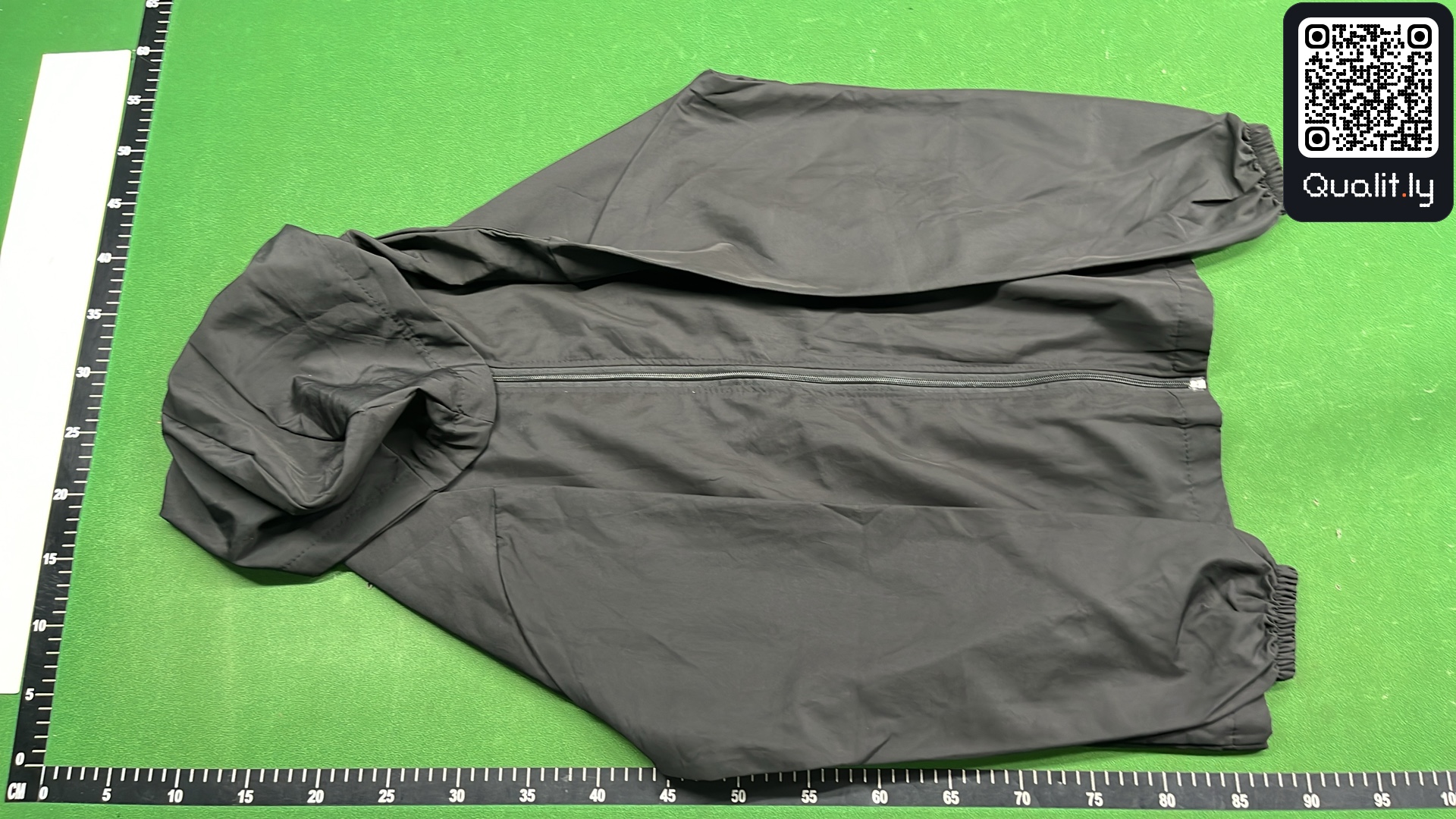 夹克 QC 照片 2 / 4