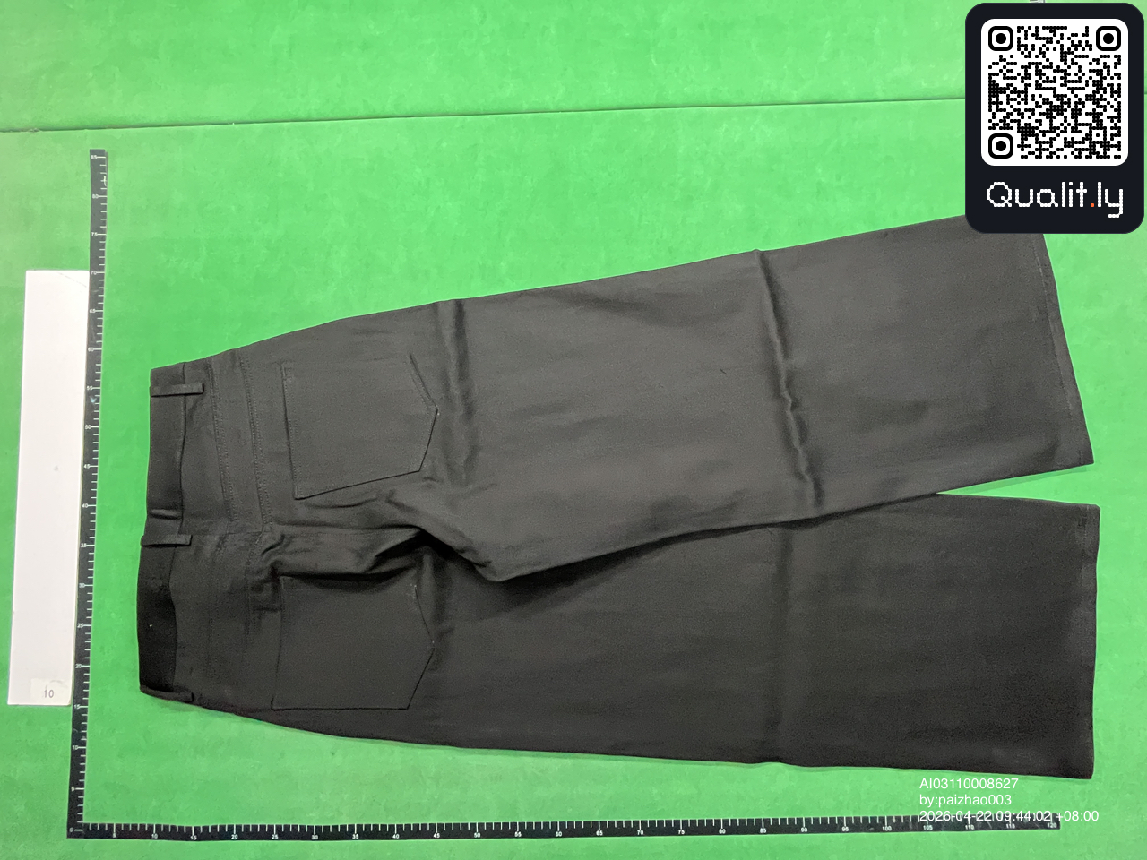 Pantaloni — foto QC 2 di 38