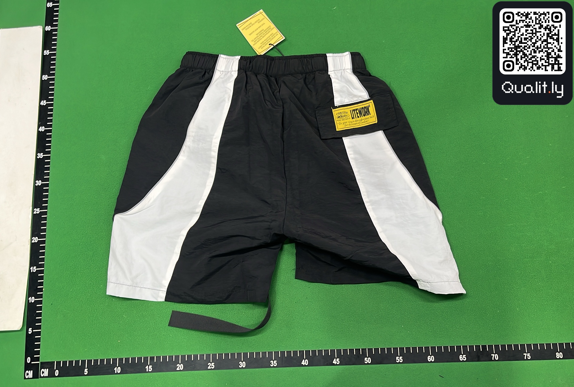 Pantalón corto — foto QC 3 de 8