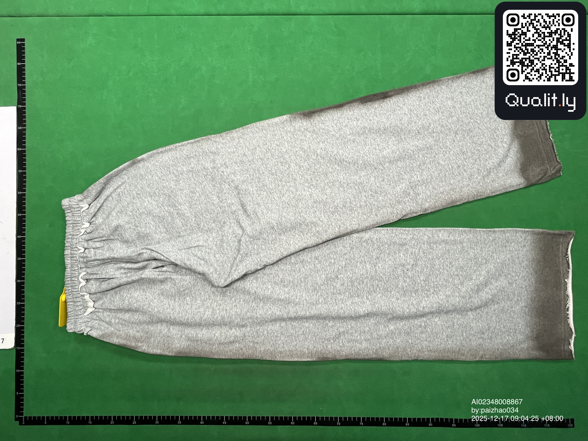 Pantalon — photo QC 2 sur 28