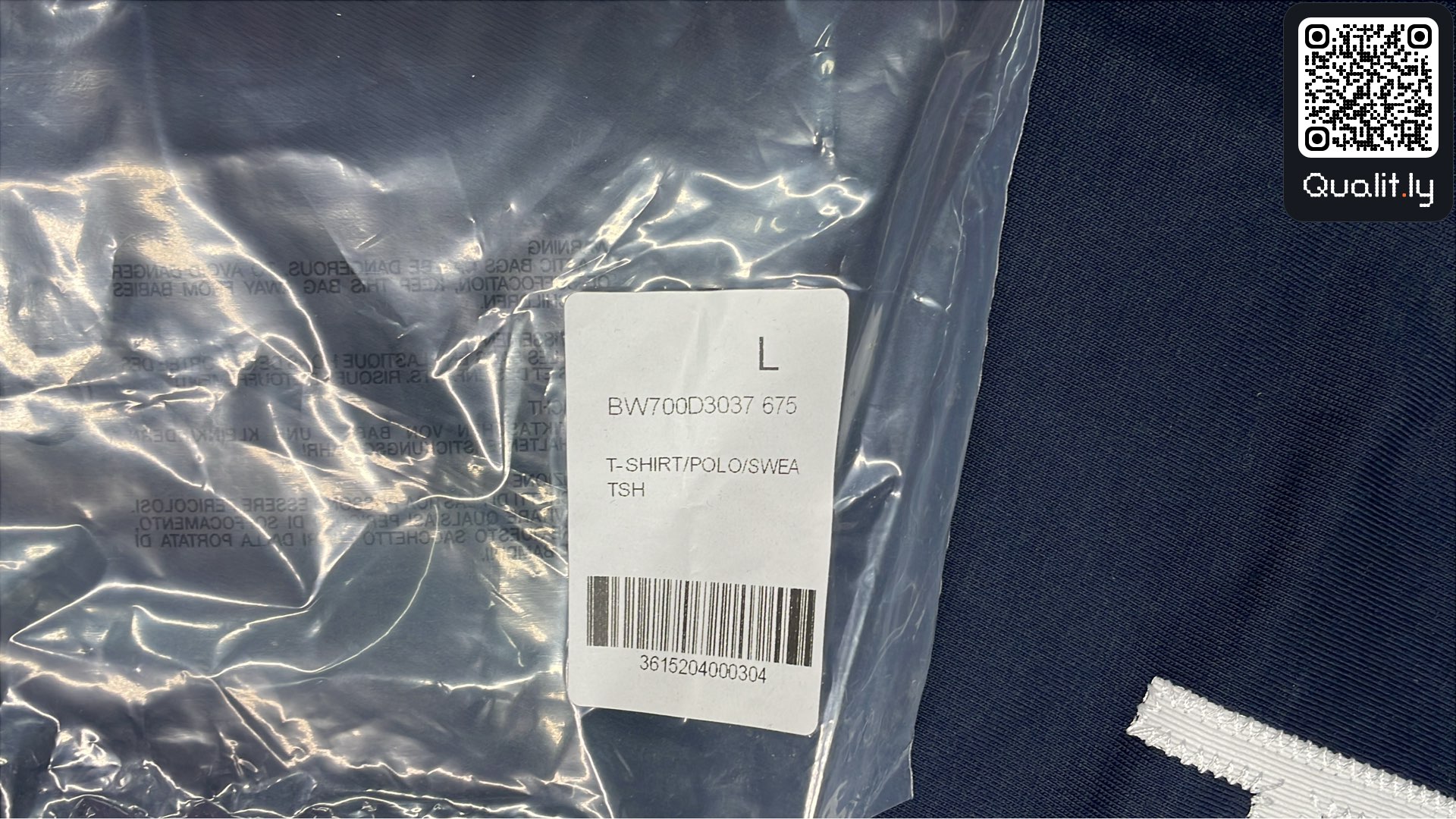 Tricou — fotografie QC 1 din 8