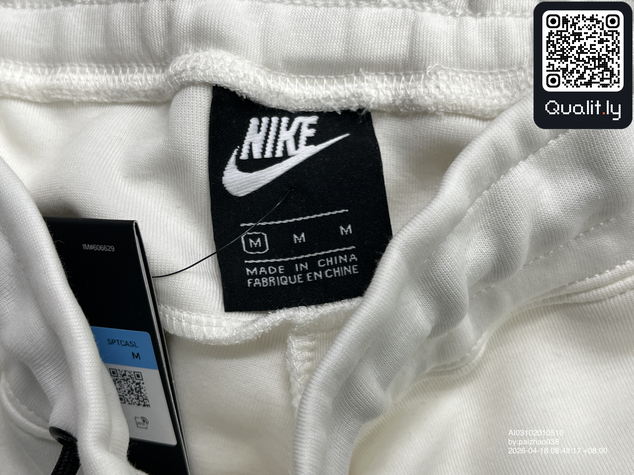 Pantaloni — foto QC 1 di 38