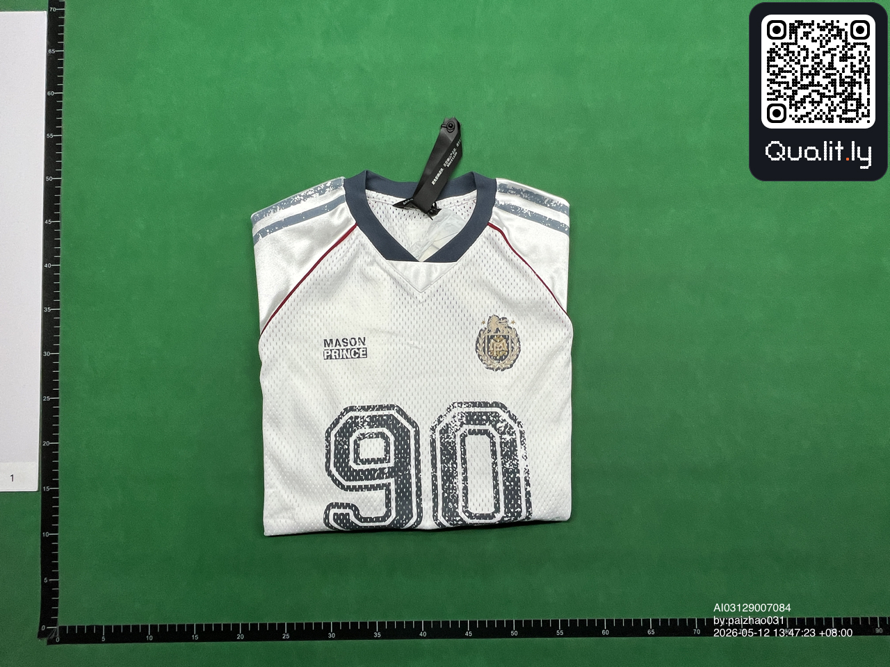 Tricou — fotografie QC 1 din 4
