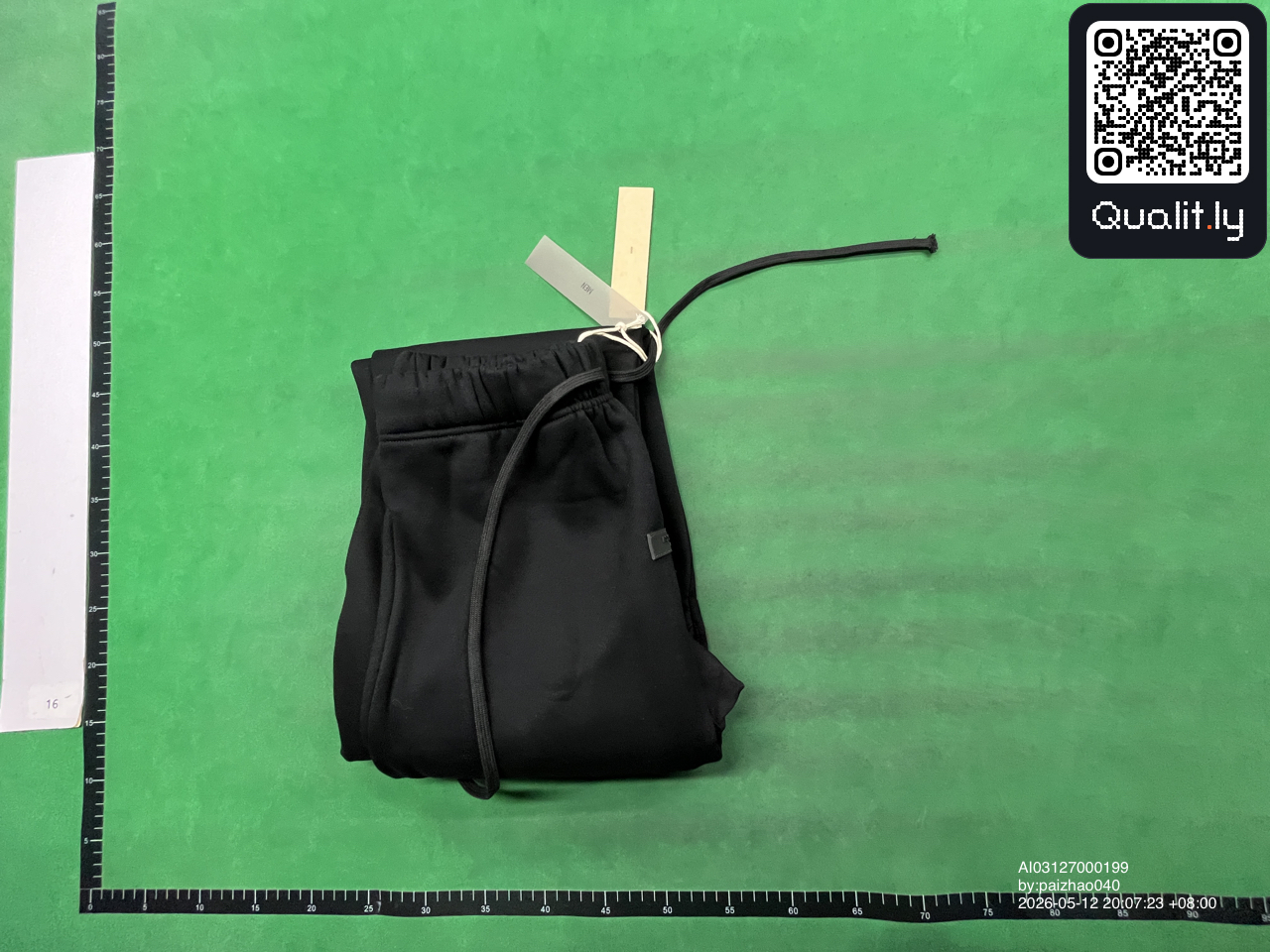 长裤 QC 照片 3 / 30
