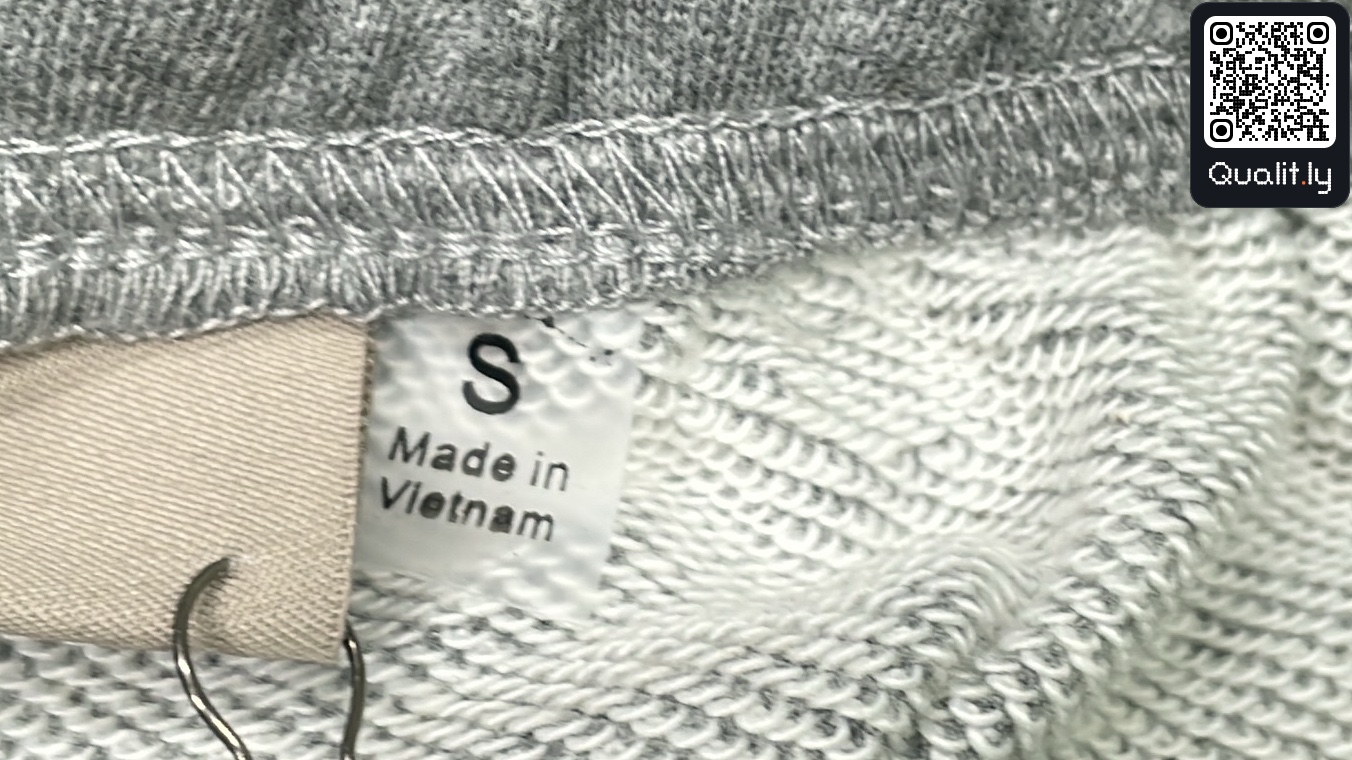 Pantaloncini — foto QC 1 di 28