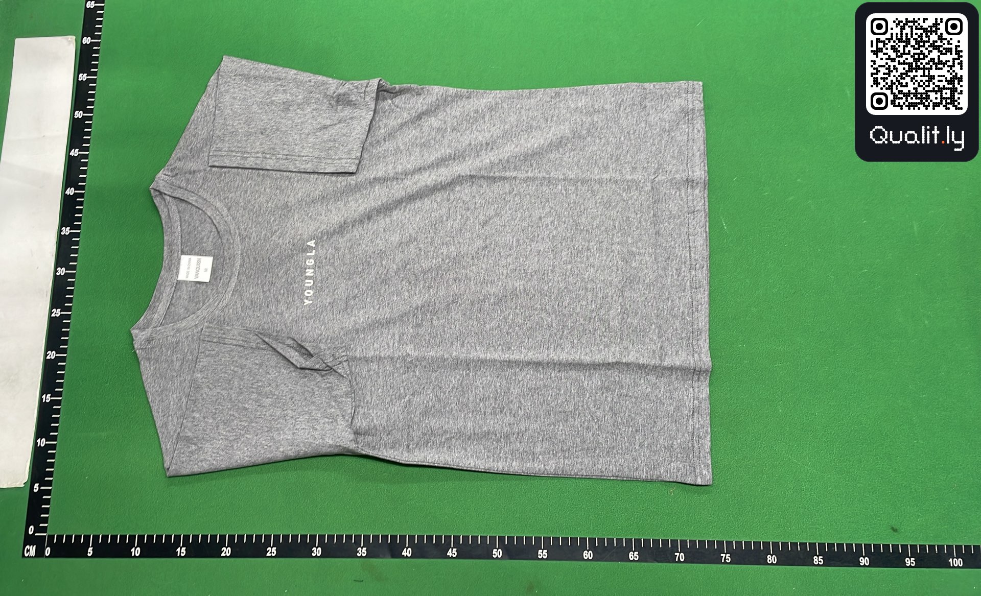 T恤 QC 照片 2 / 4