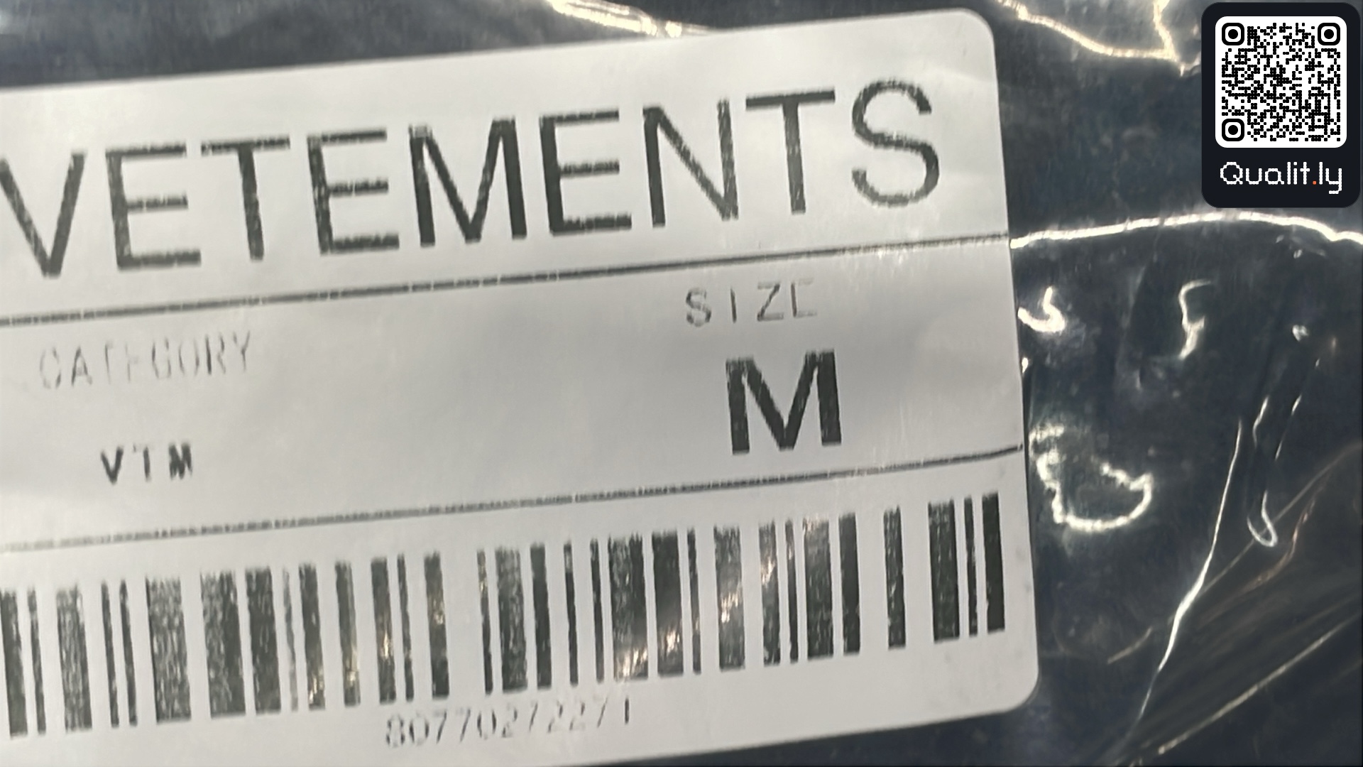 T-Shirt — QC-Foto 1 von 4