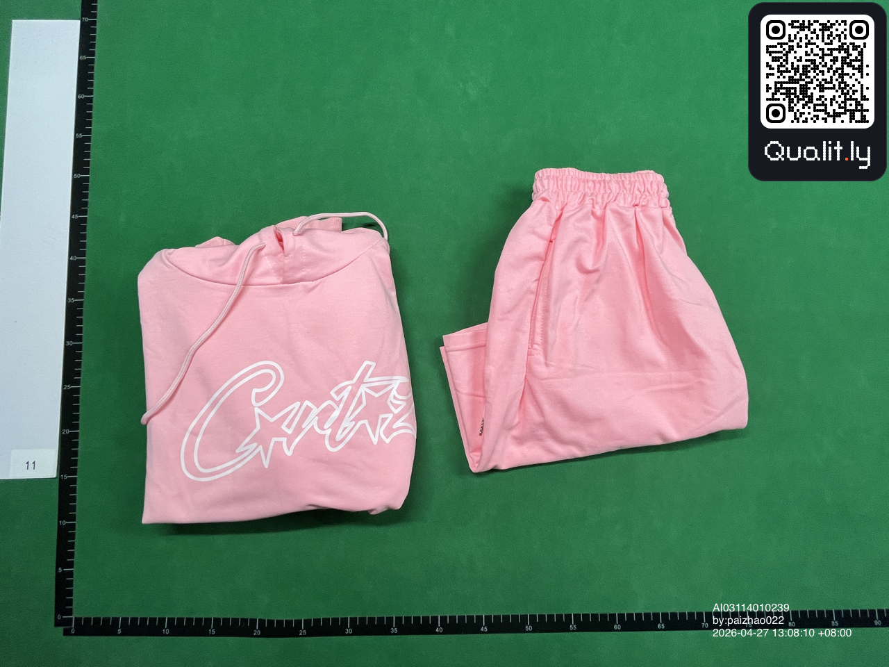 Sweater — QC-foto 1 van 74