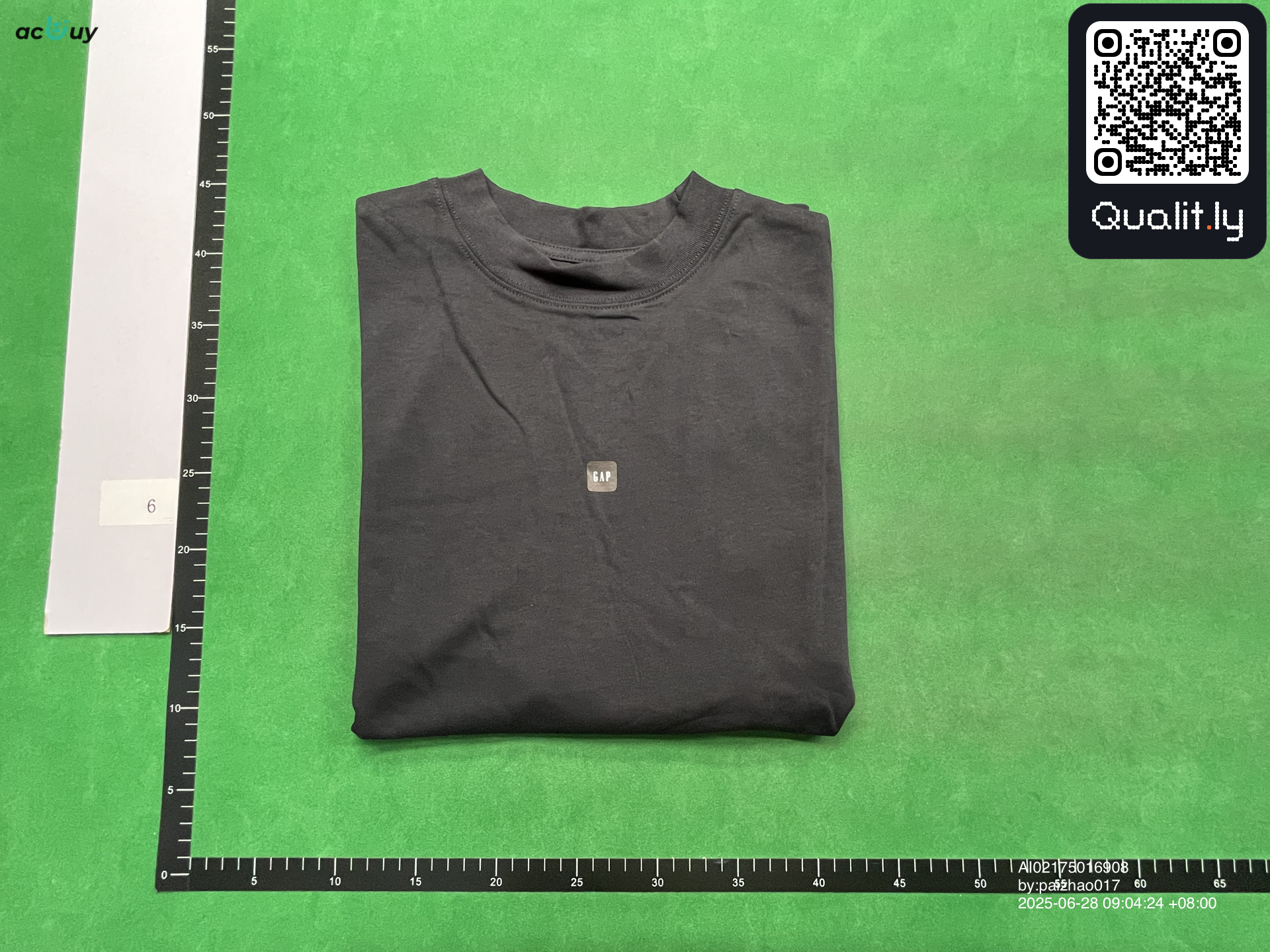 T-shirt — QC-foto 1 van 4