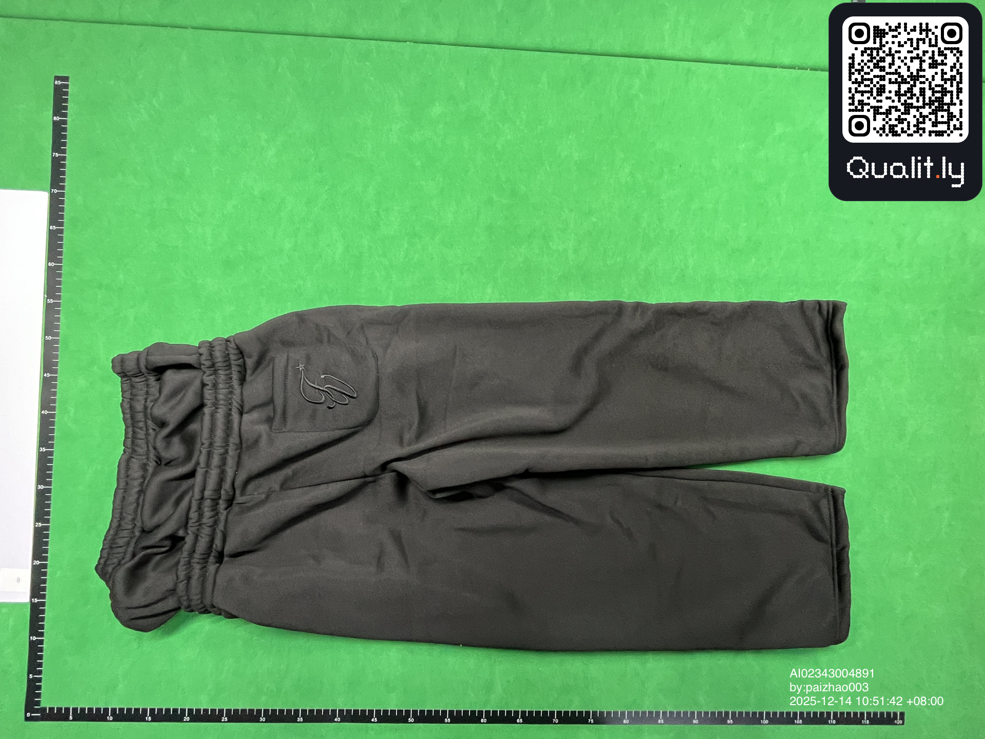 Byxor — QC-foto 2 av 30
