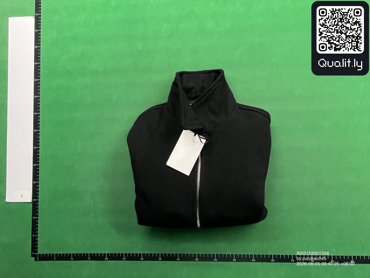 Jacket QC photo 1 of 4