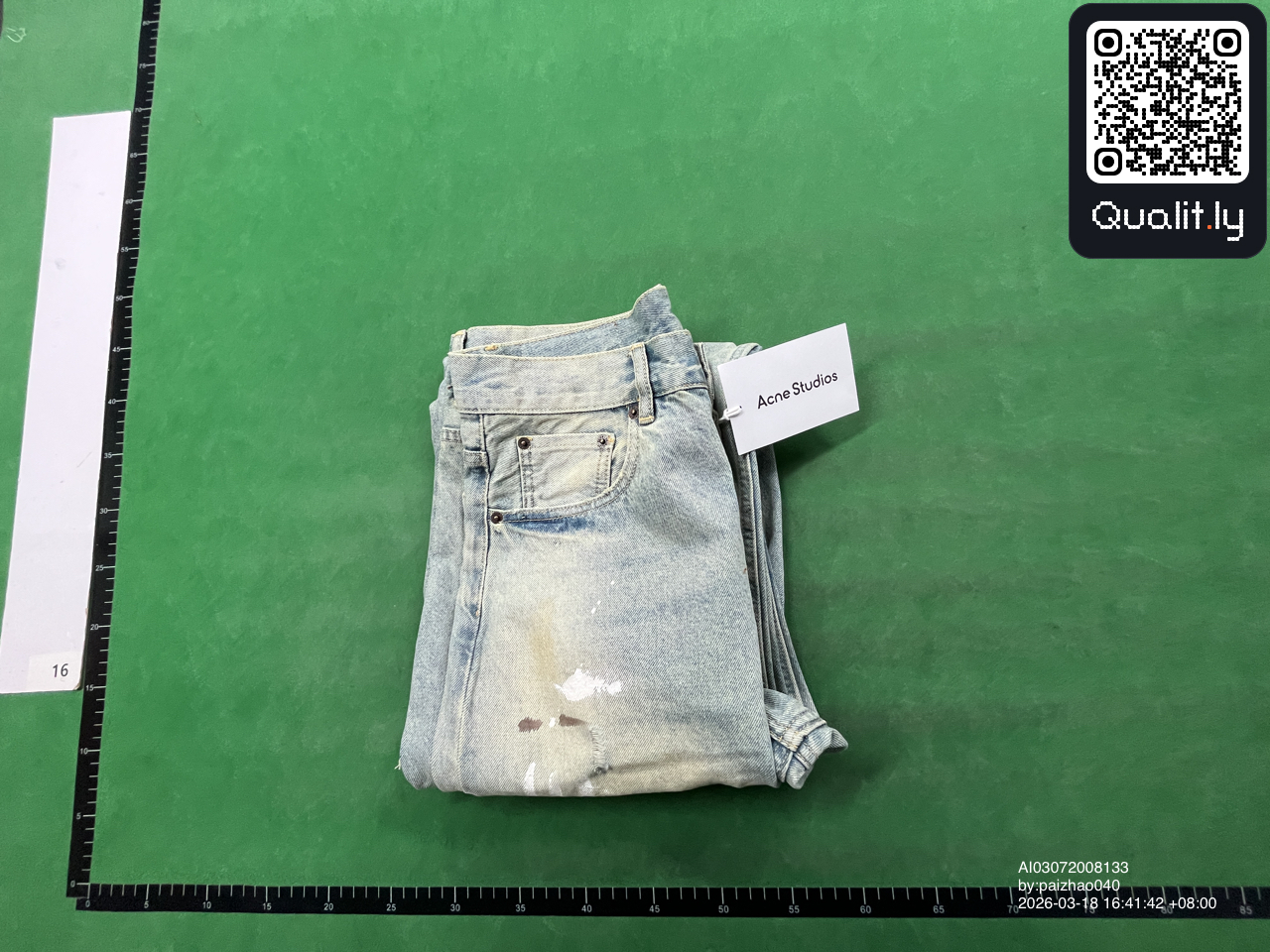Jeans QC photo 1 of 30