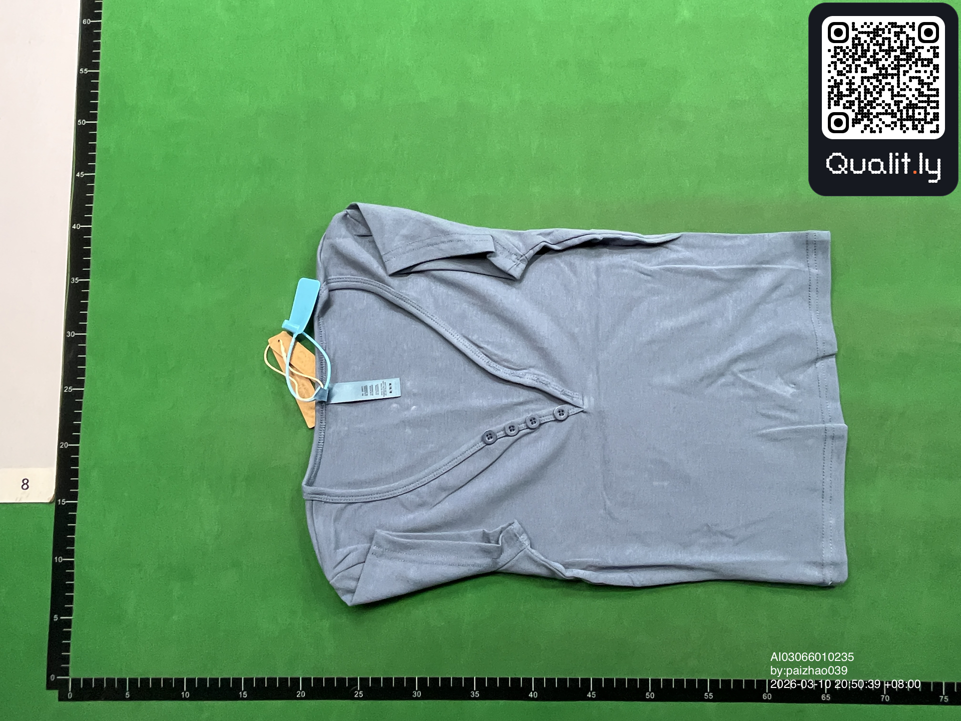 T-Shirt — QC-Foto 3 von 30