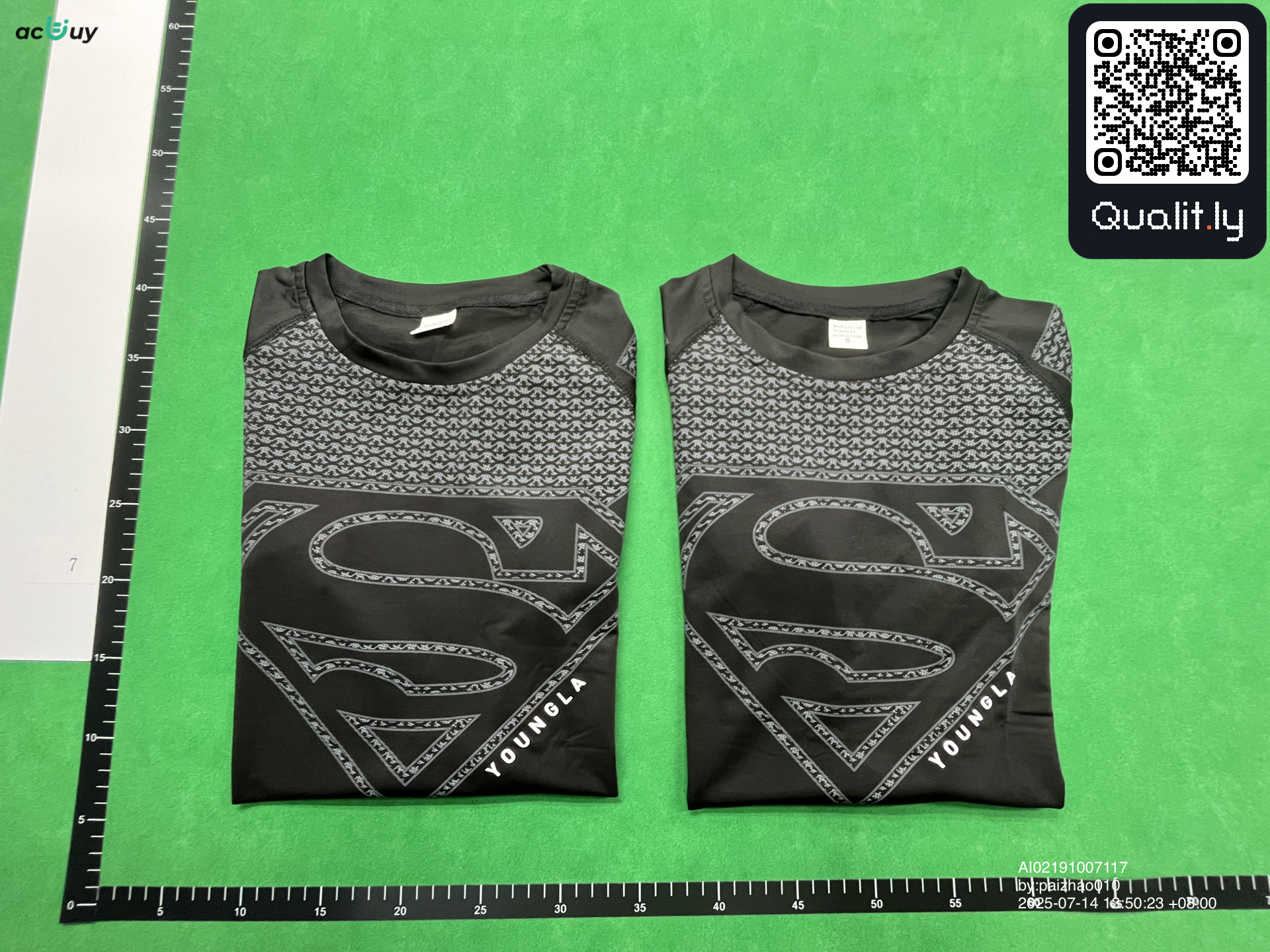 T-shirt — photo QC 1 sur 8