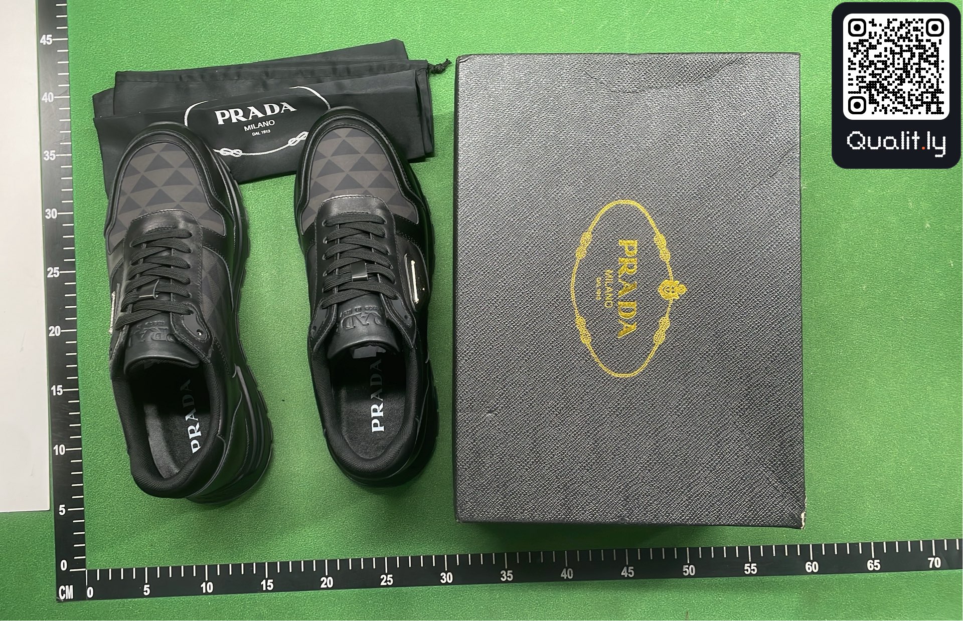 Sneakers — QC-foto 1 van 88