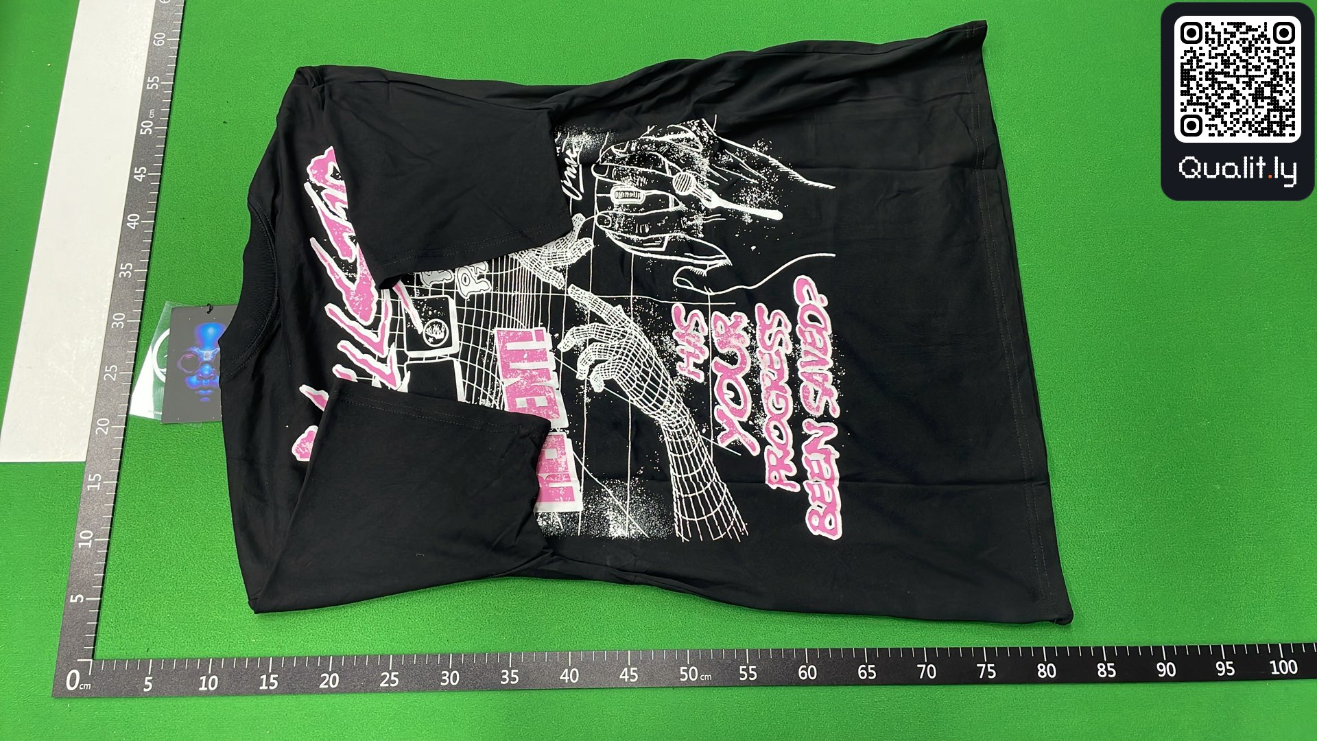 T-shirt QC photo 3 of 8