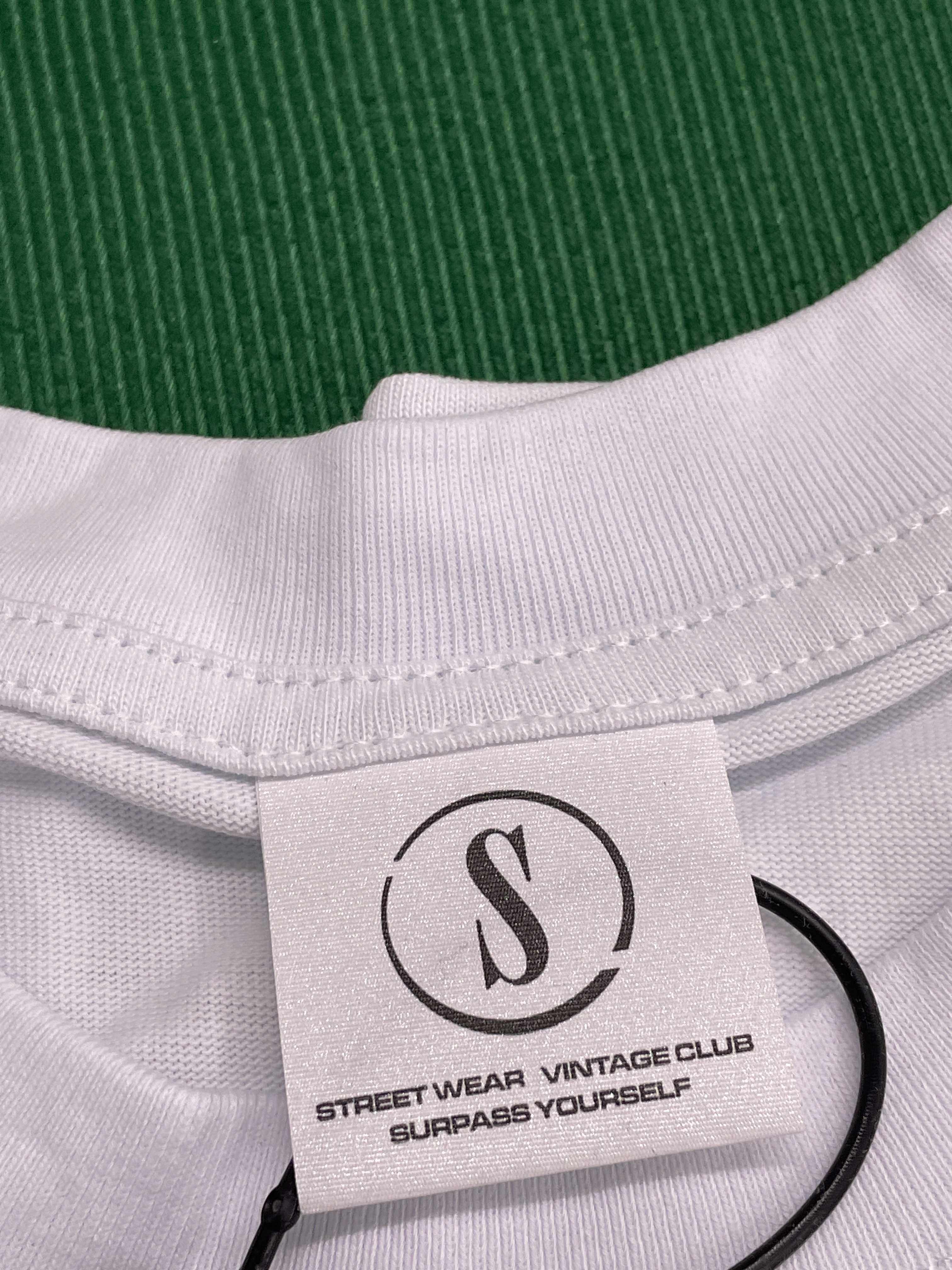 T-shirt — QC-foto 1 van 137