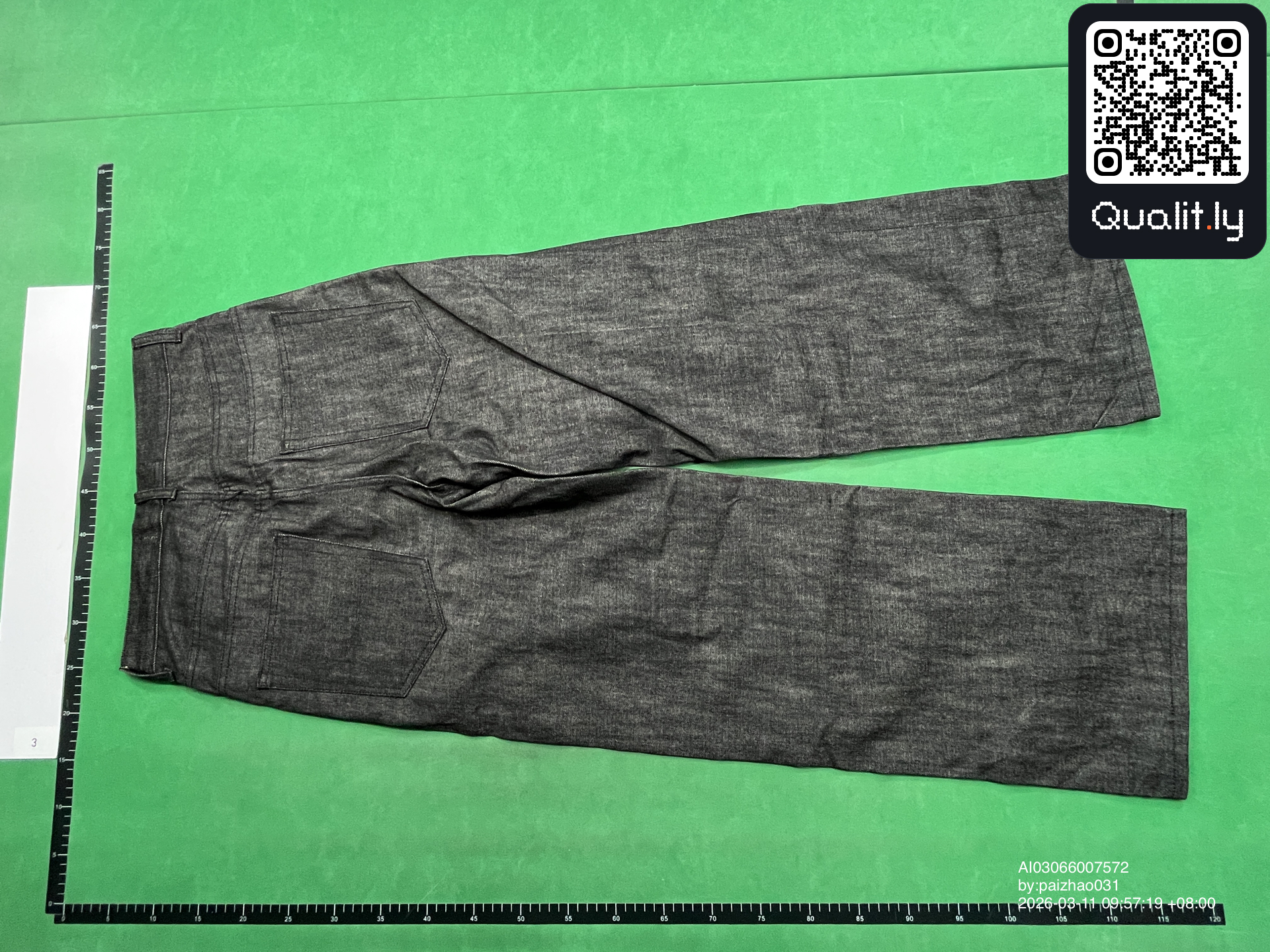 Jeans — QC-foto 2 van 8