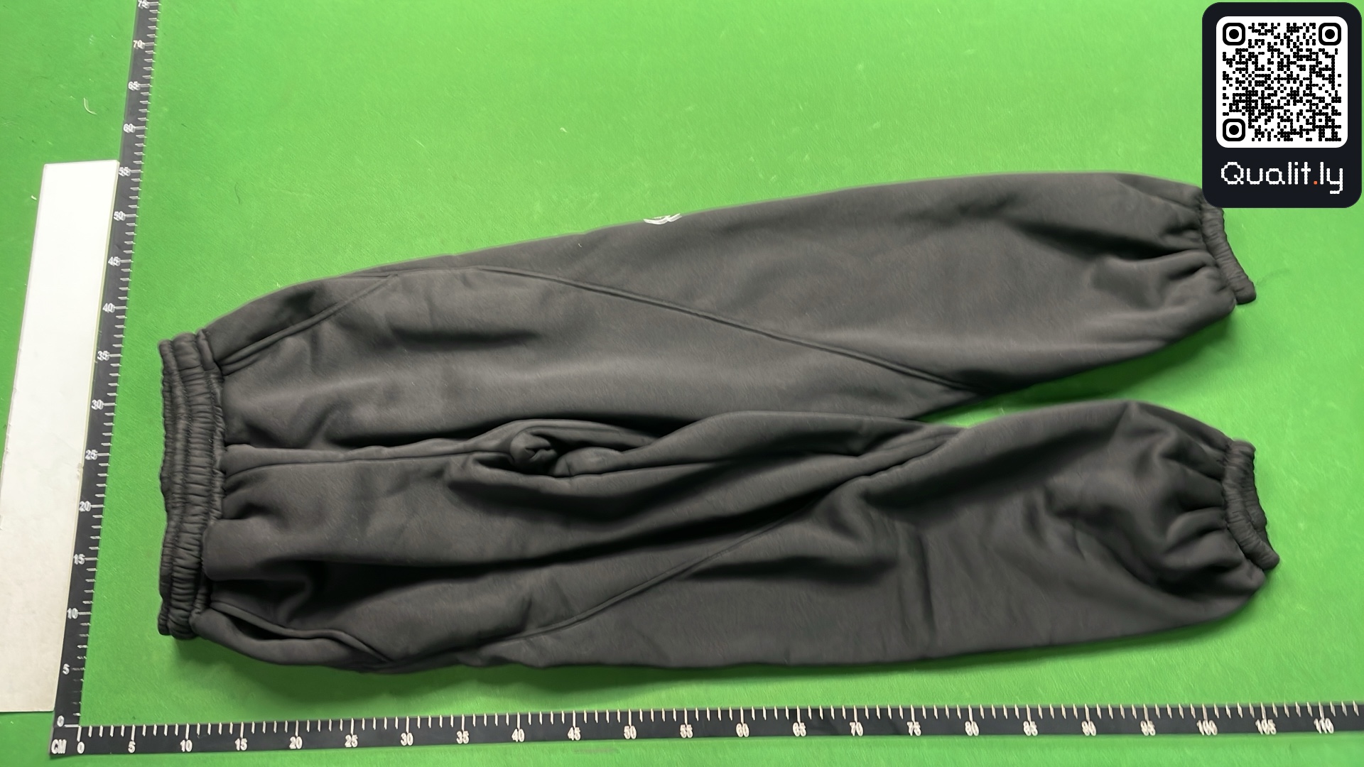 Pants QC photo 2 of 12