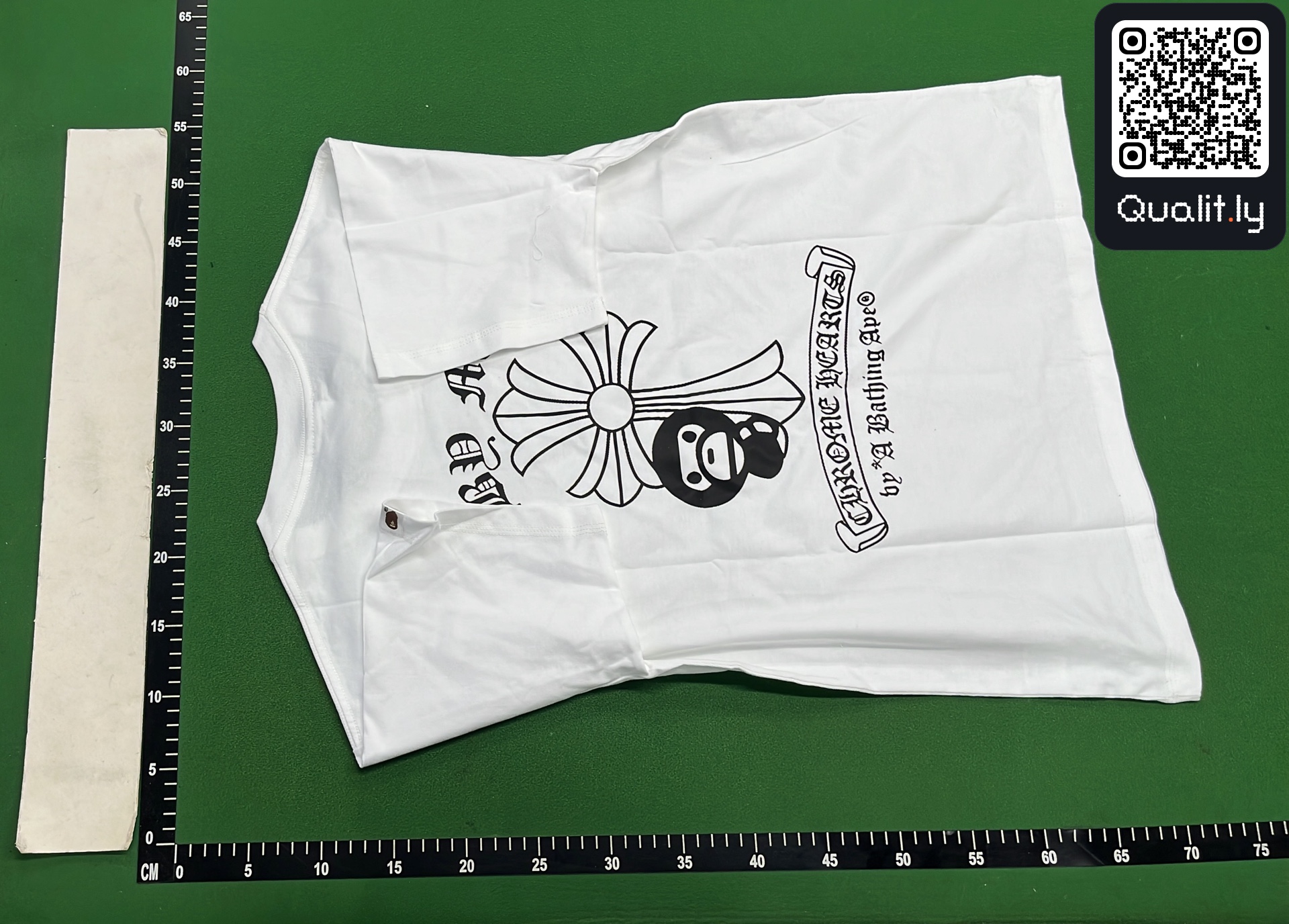 T-Shirt — QC-Foto 3 von 8